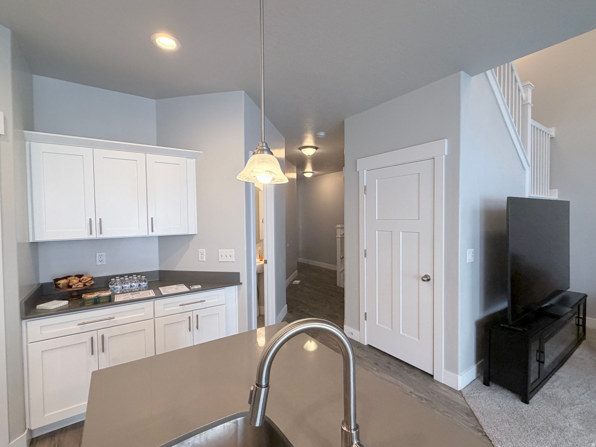 SKY RIDGE TOWNHOMES - Residential