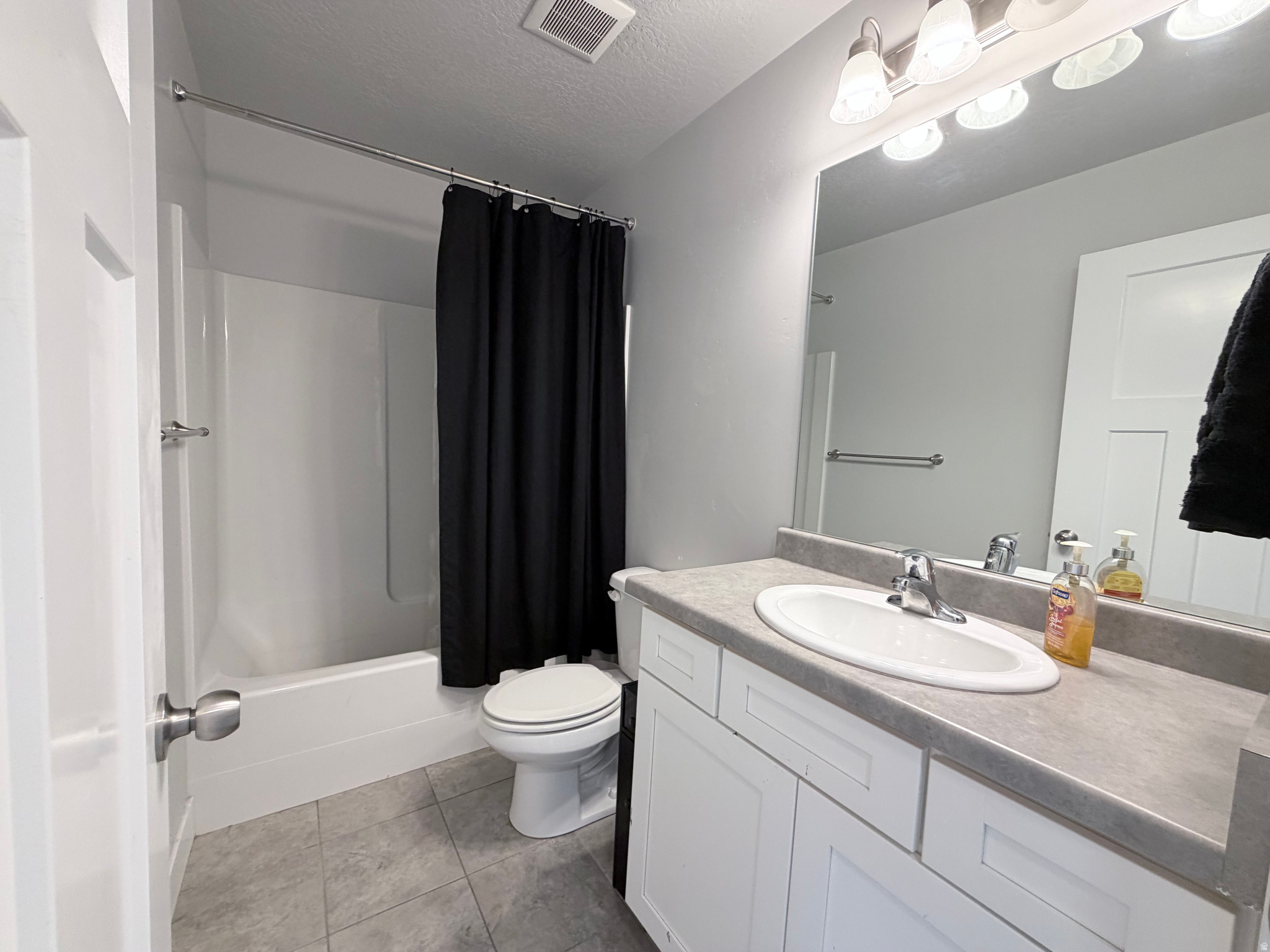 SKY RIDGE TOWNHOMES - Residential