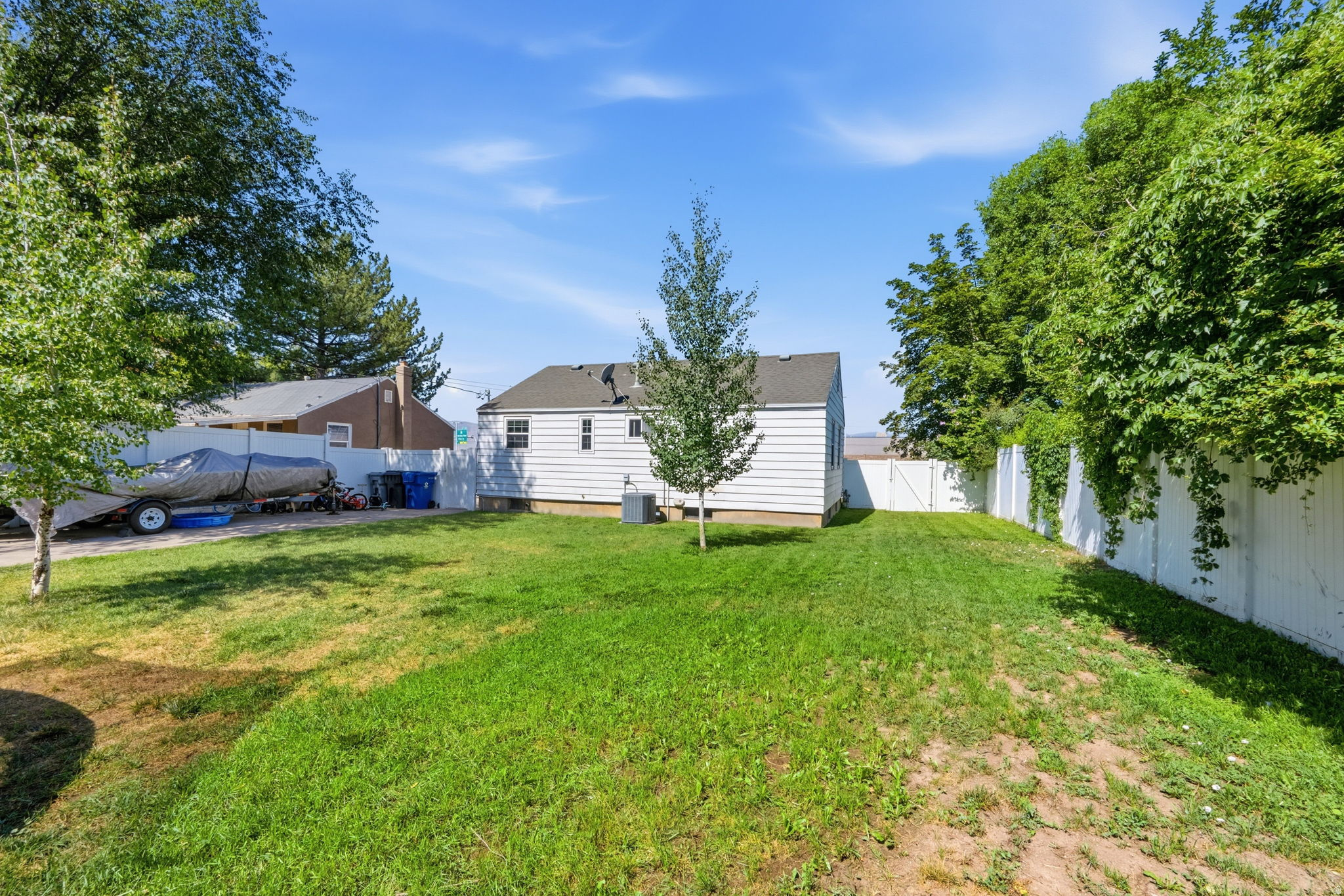 COLUMBIA VILLAGE - Residential