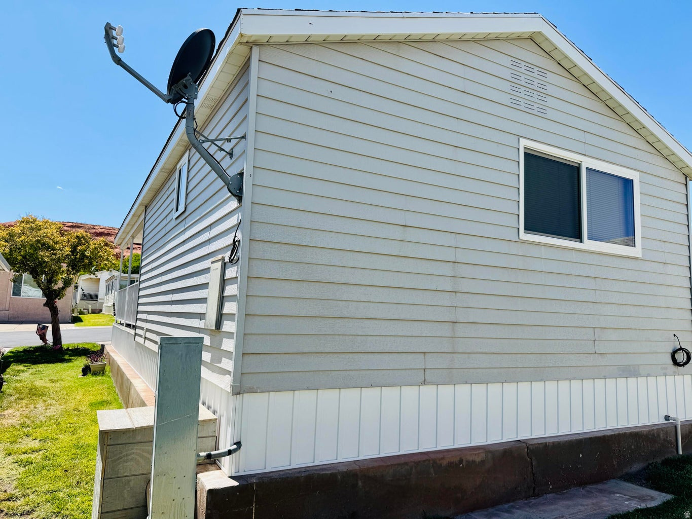 CANYON BREEZE RV RESORT - Residential