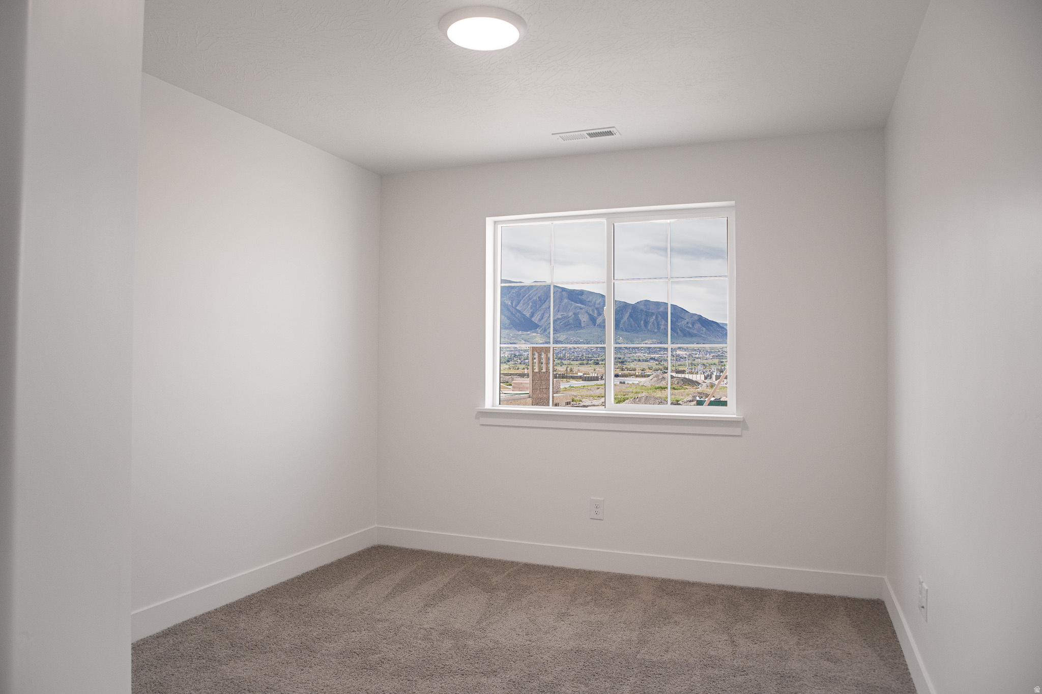 ARROWHEAD SPRINGS - Residential