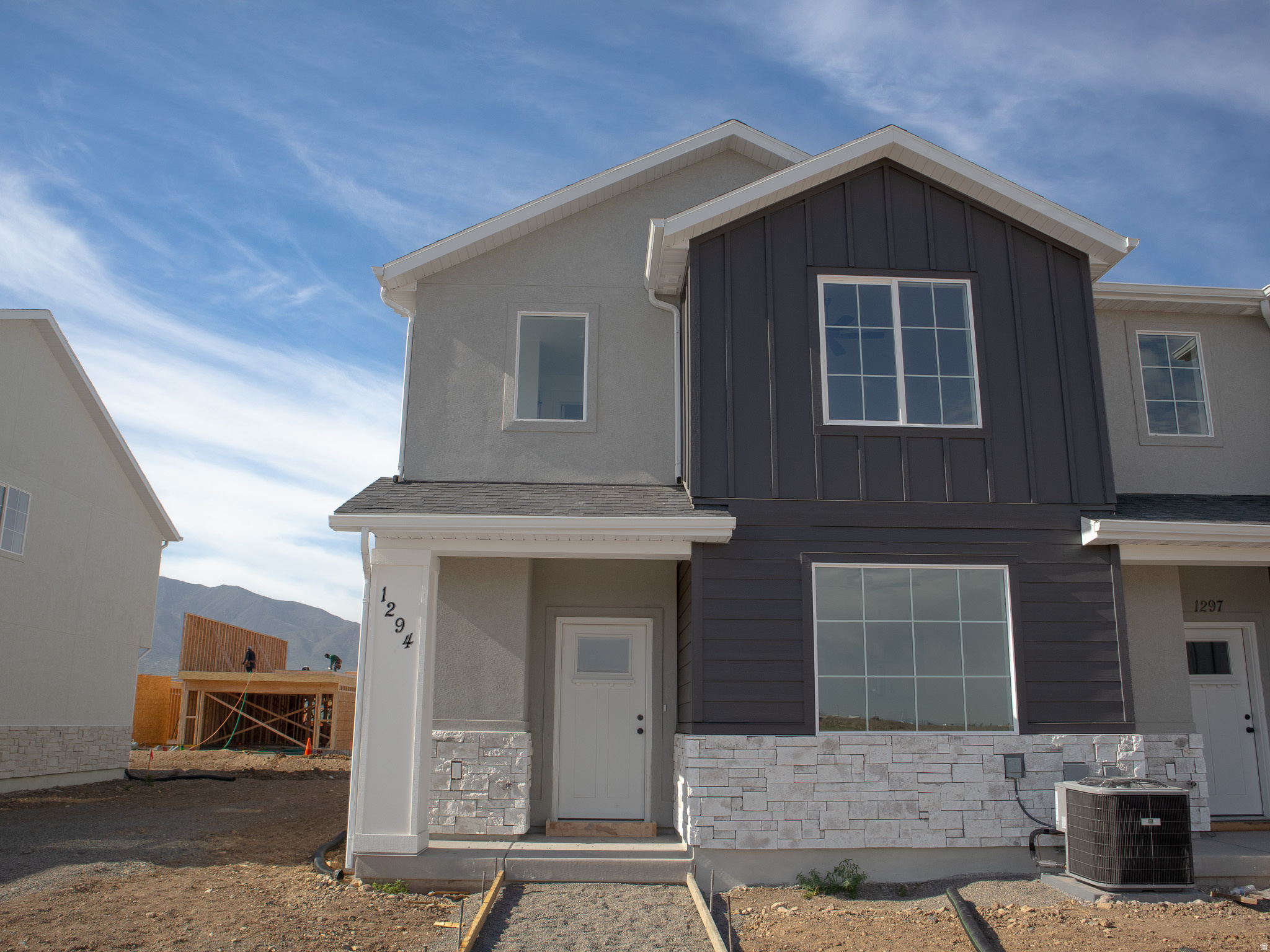 ARROWHEAD SPRINGS - Residential