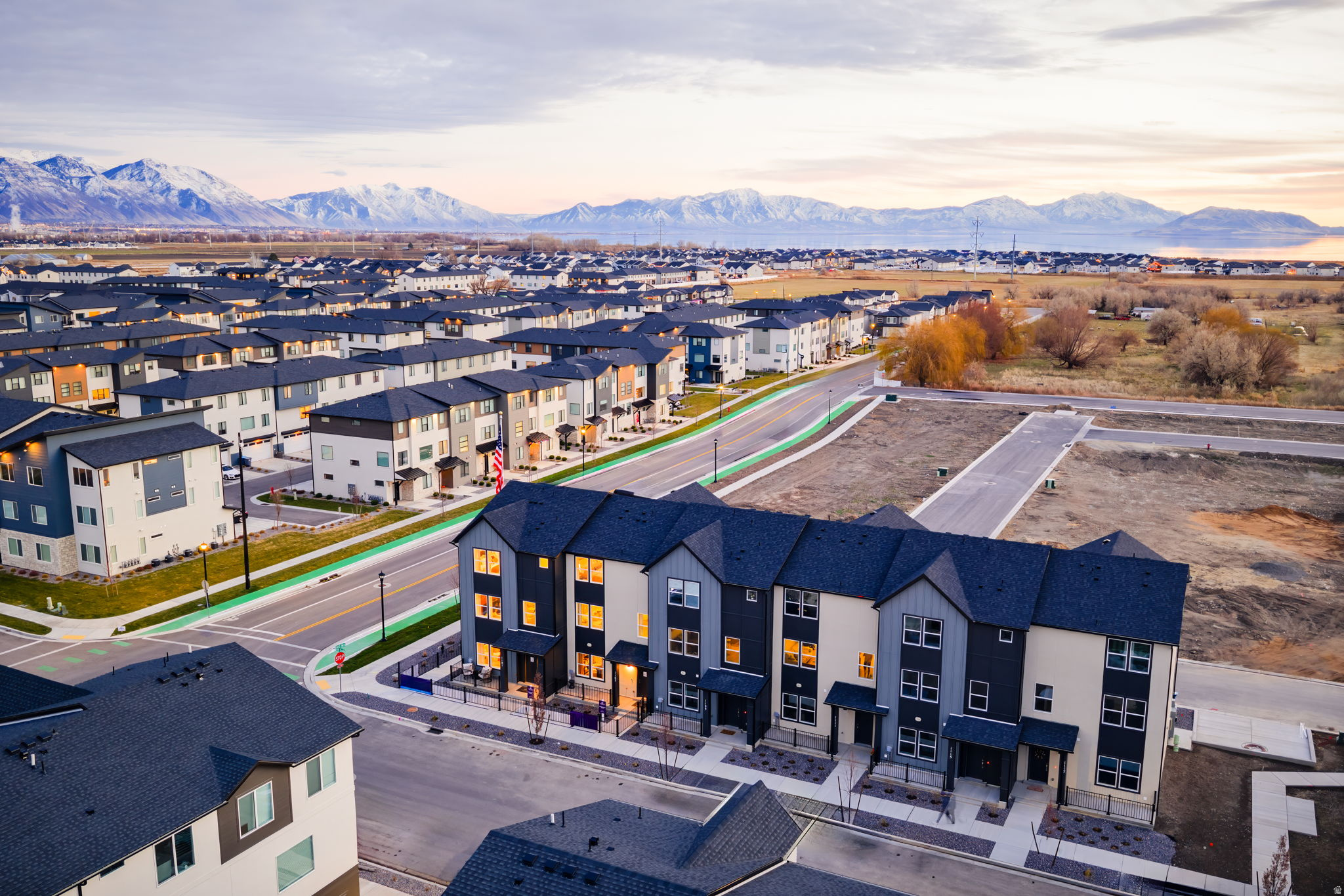 HIGHLINE AT AMERICAN FORK - Residential