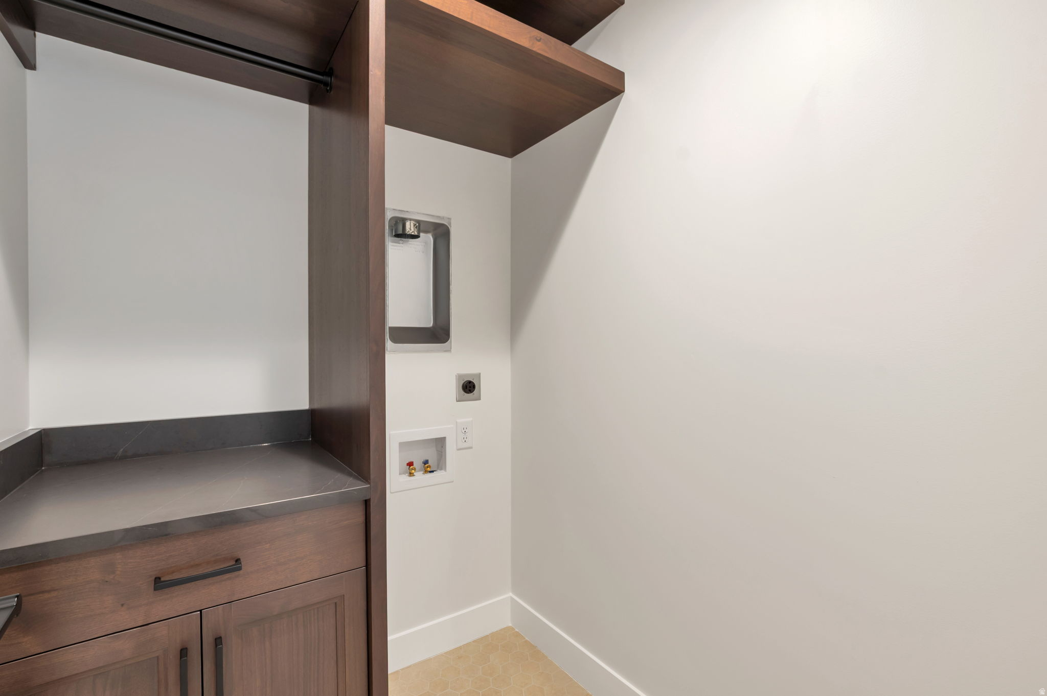 EASTRIDGE ESTATES - Residential