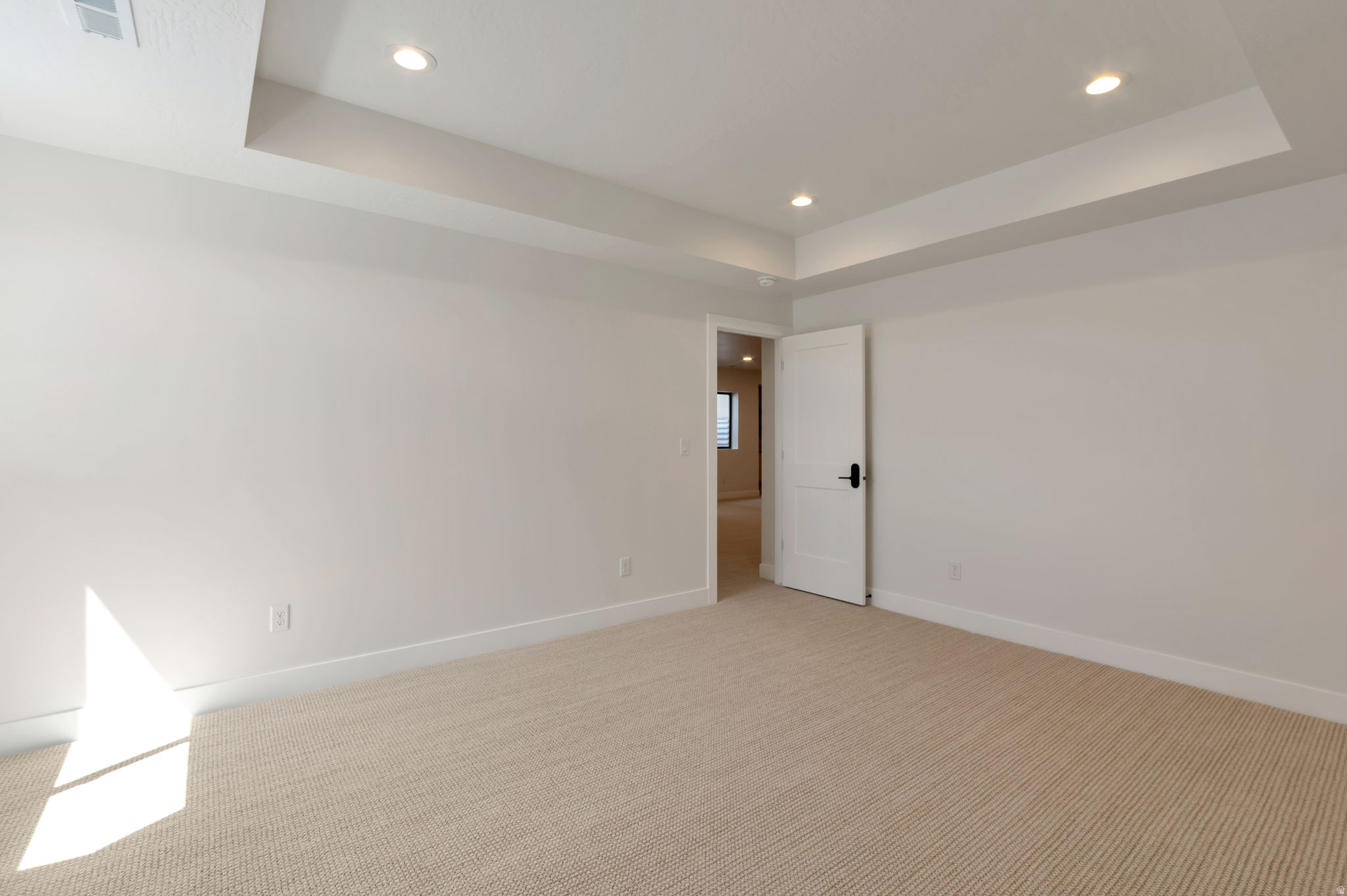 EASTRIDGE ESTATES - Residential