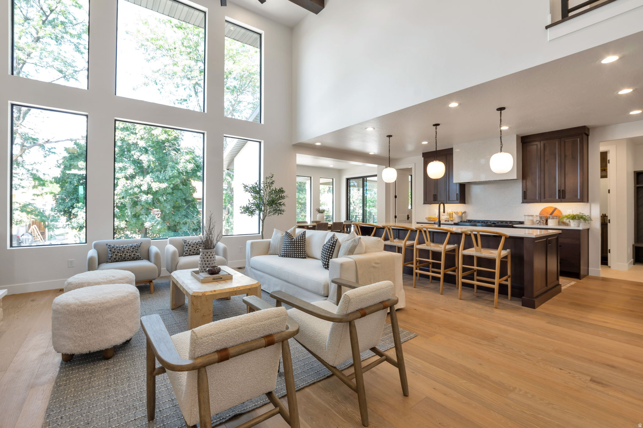 EASTRIDGE ESTATES - Residential