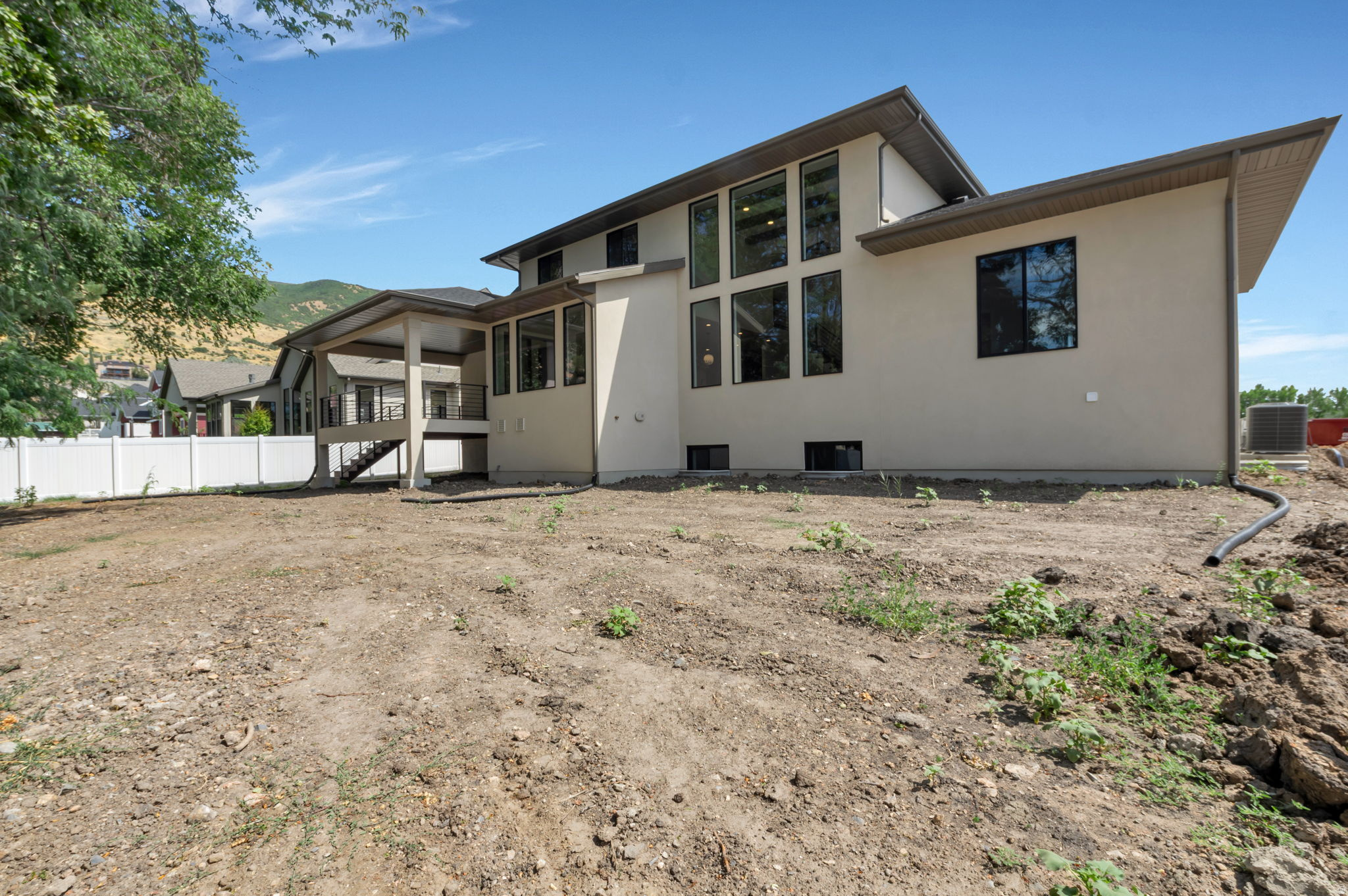 EASTRIDGE ESTATES - Residential