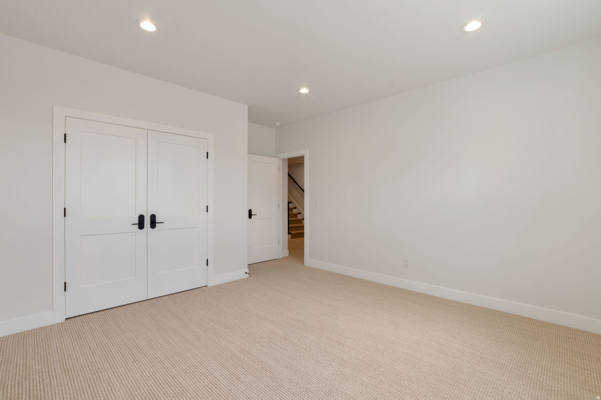 EASTRIDGE ESTATES - Residential