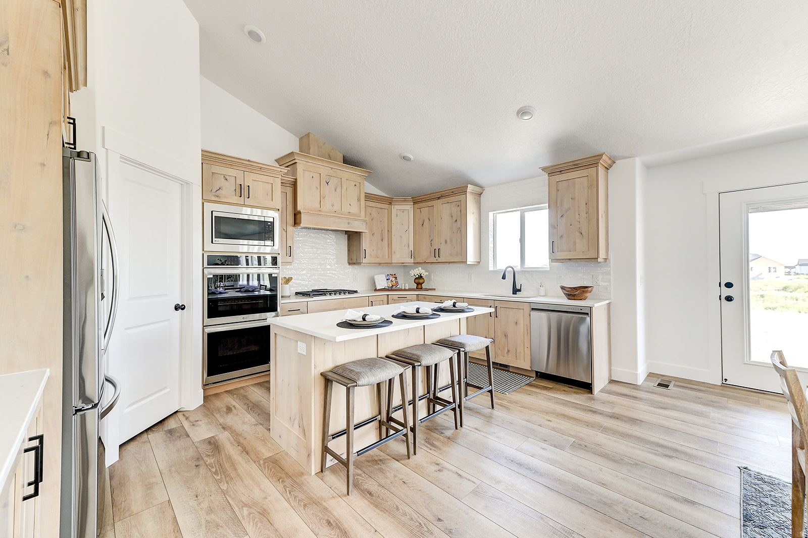 SUNSET ACRES - Residential