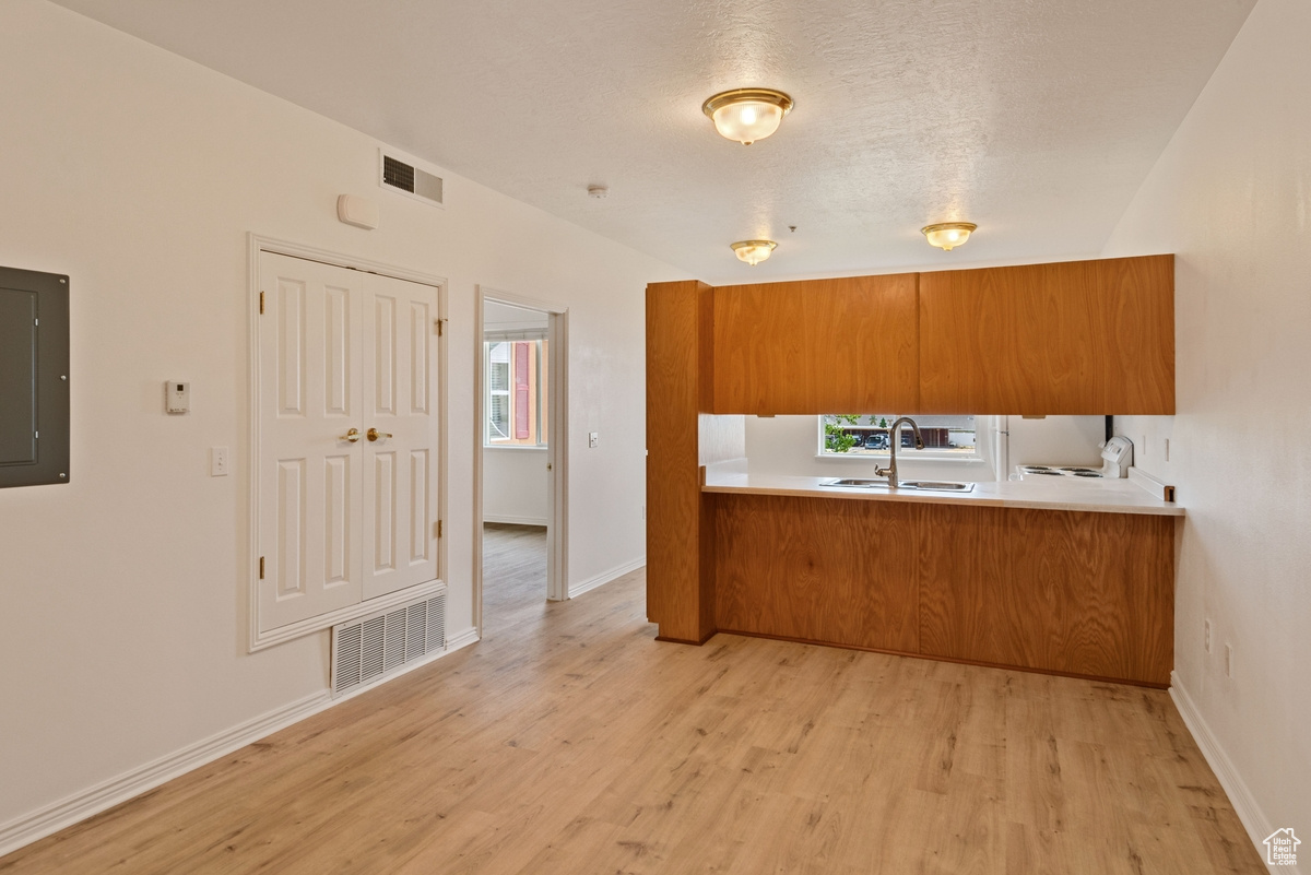 MIRA VISTA CONDO - Residential