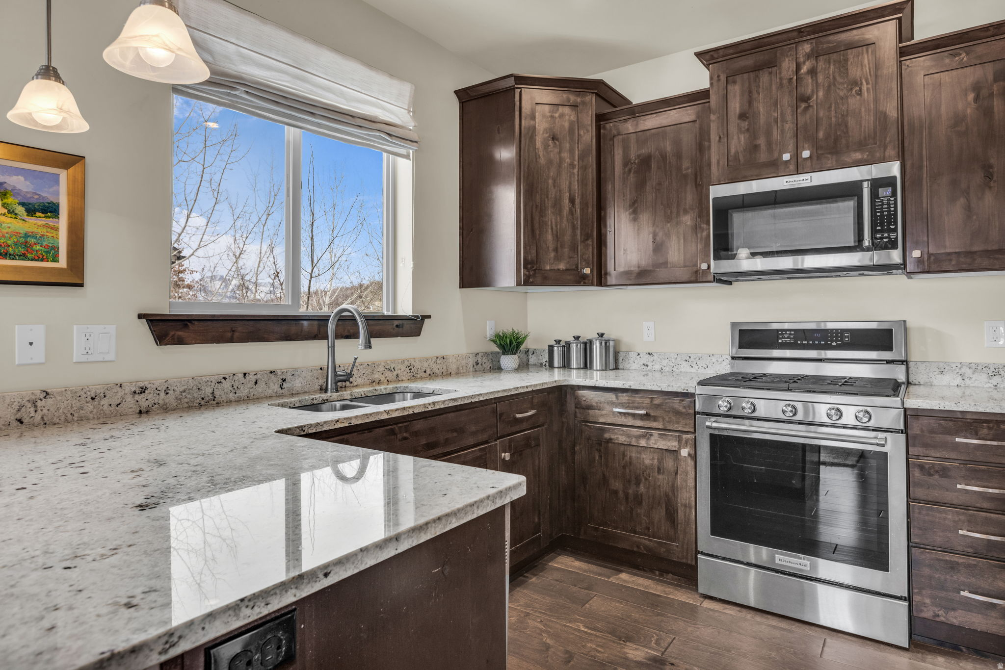 BLACK ROCK RIDGE - Residential