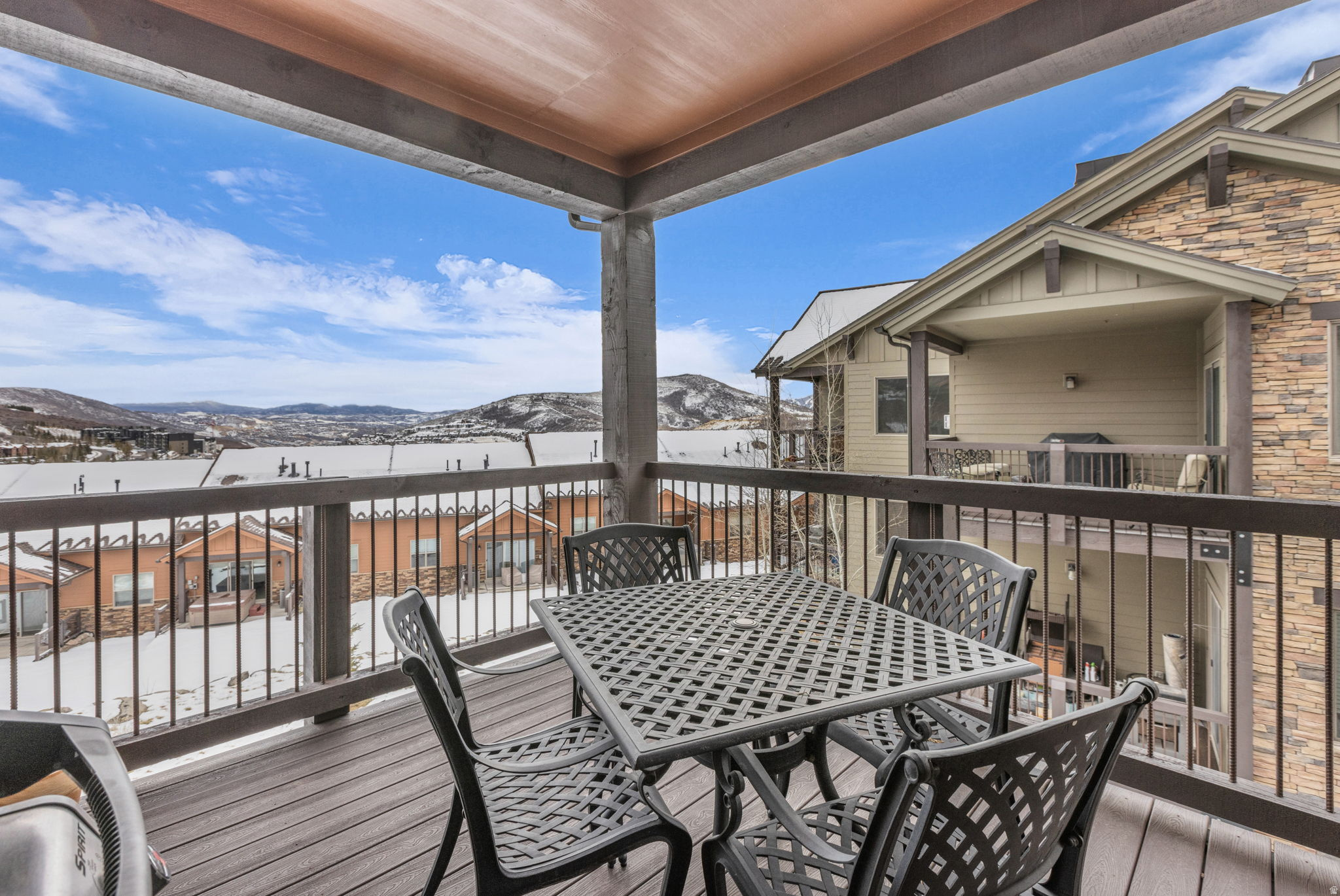 BLACK ROCK RIDGE - Residential