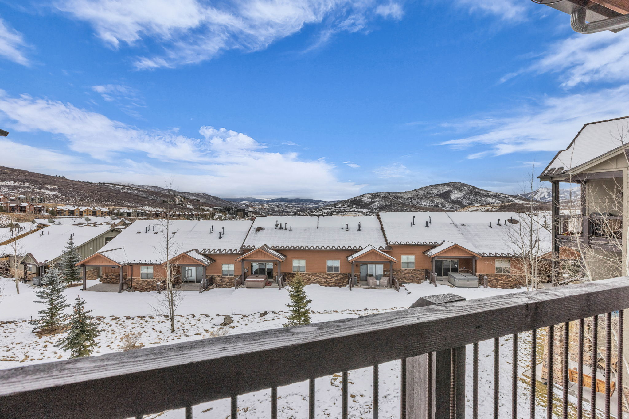 BLACK ROCK RIDGE - Residential
