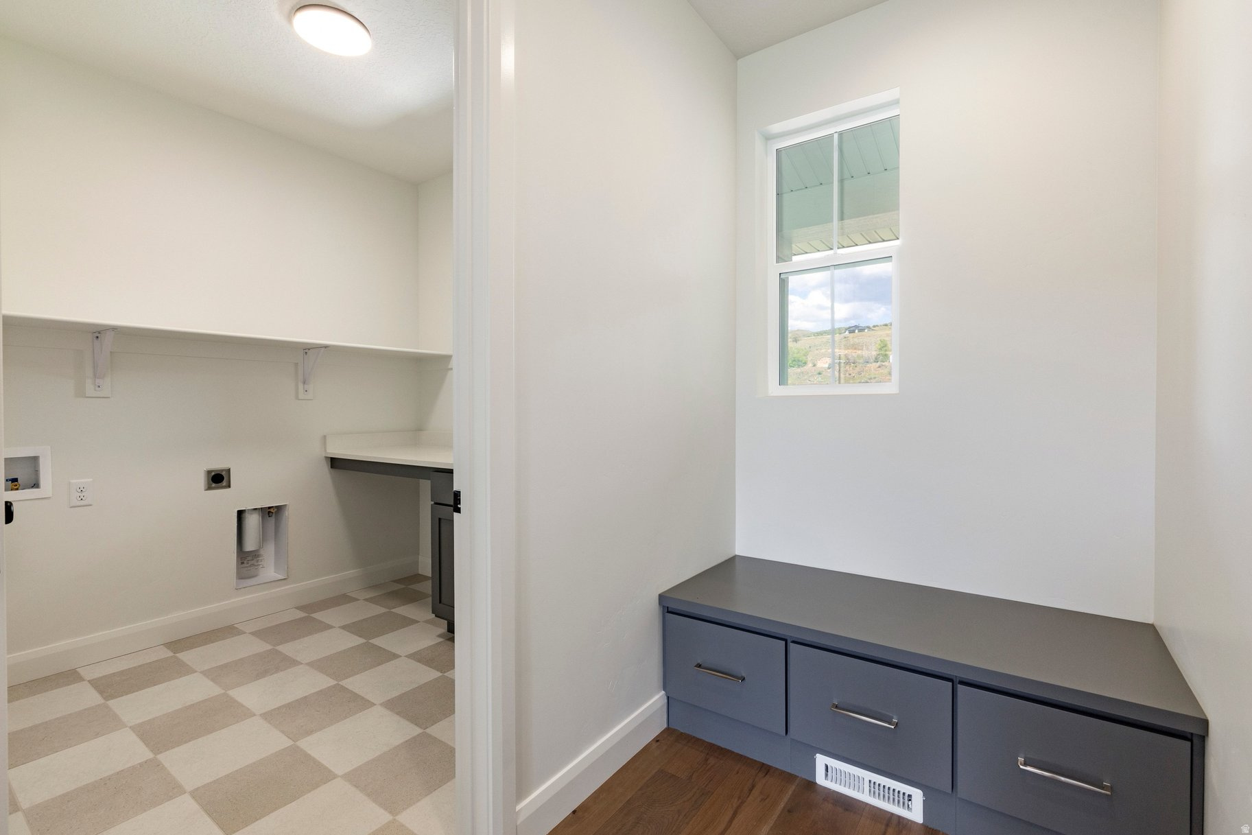 COUNTRYSIDE ESTATES - Residential