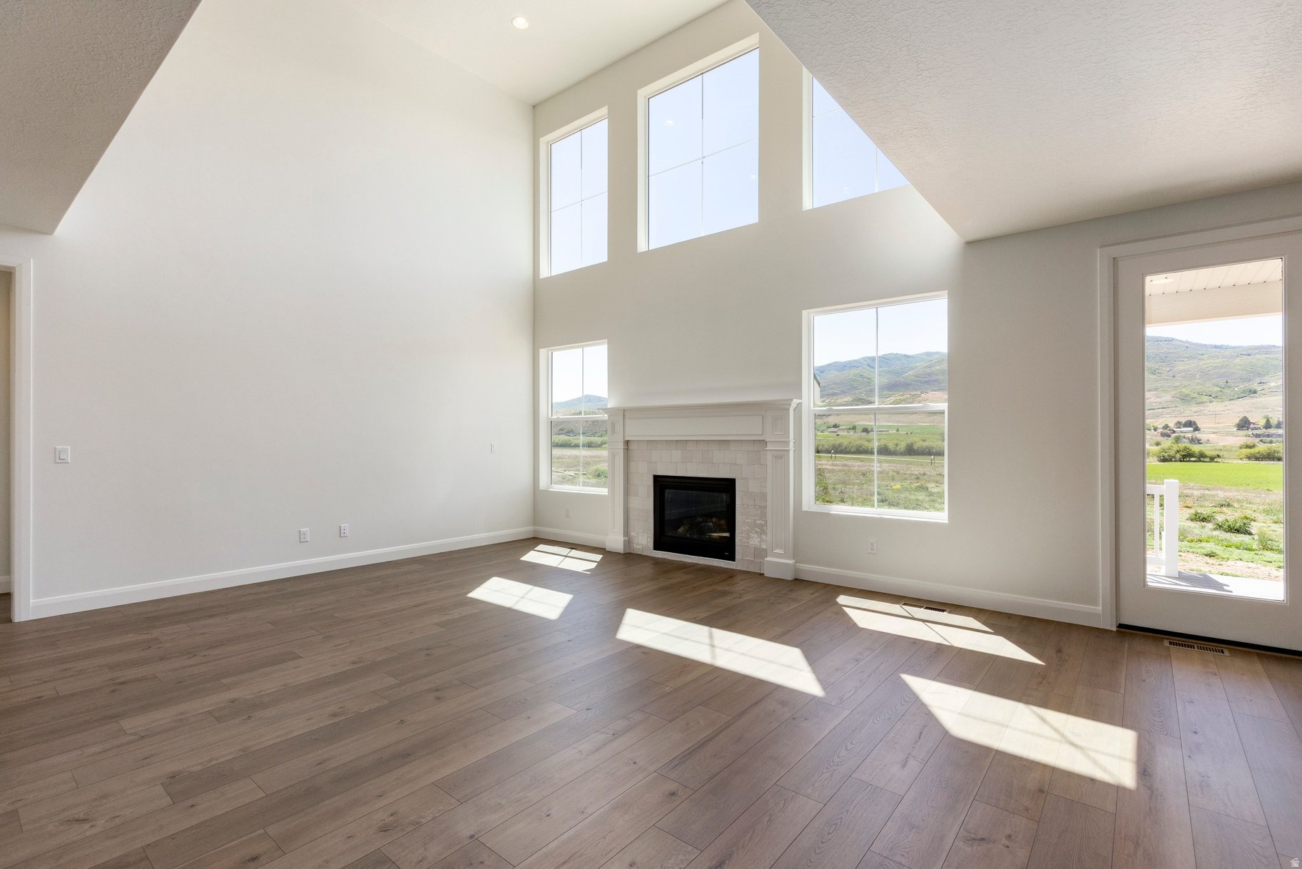 COUNTRYSIDE ESTATES - Residential