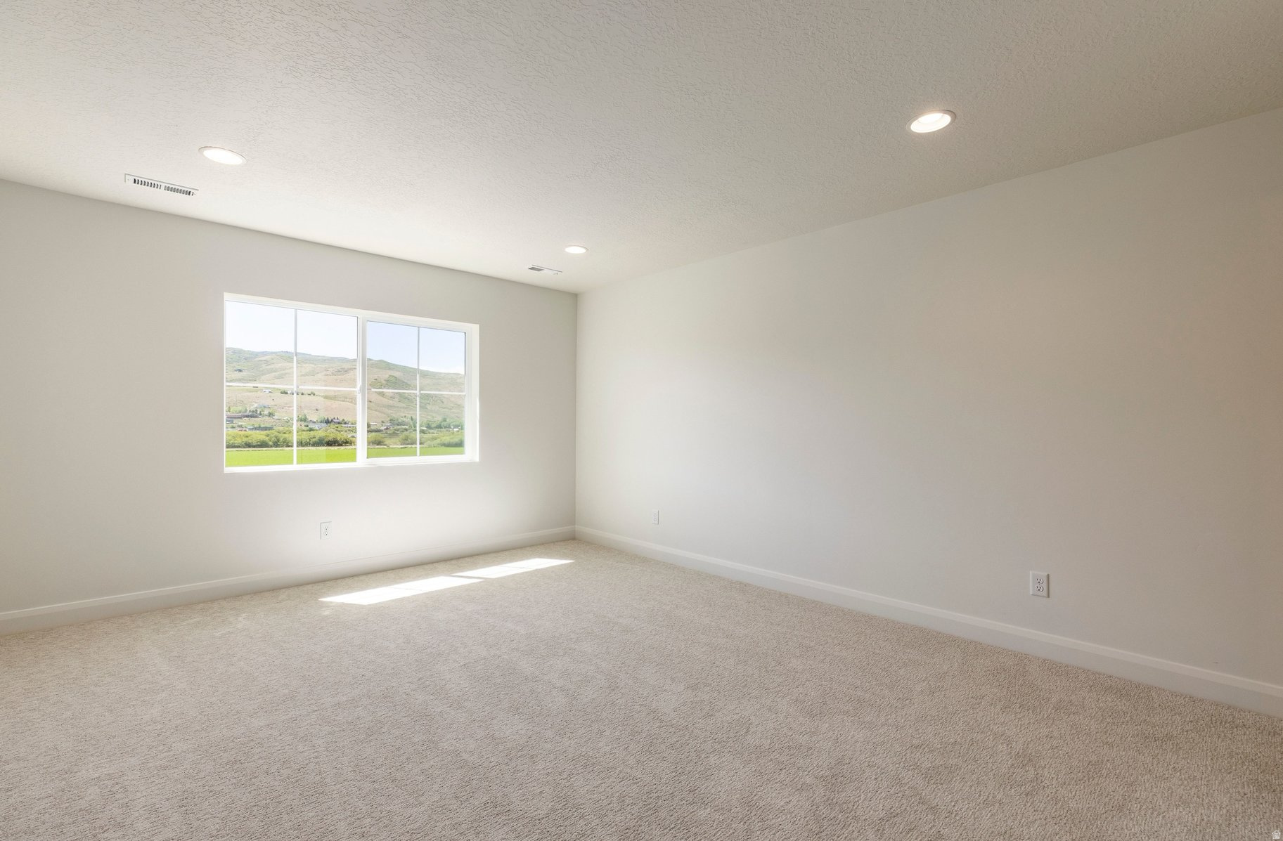 COUNTRYSIDE ESTATES - Residential