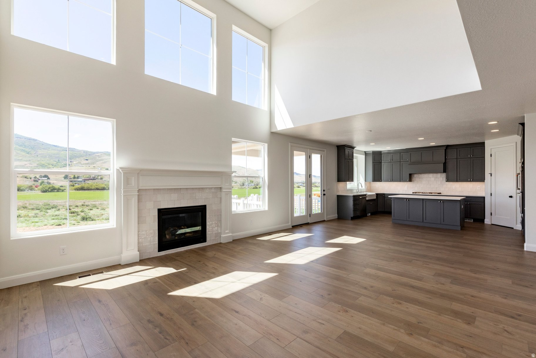 COUNTRYSIDE ESTATES - Residential