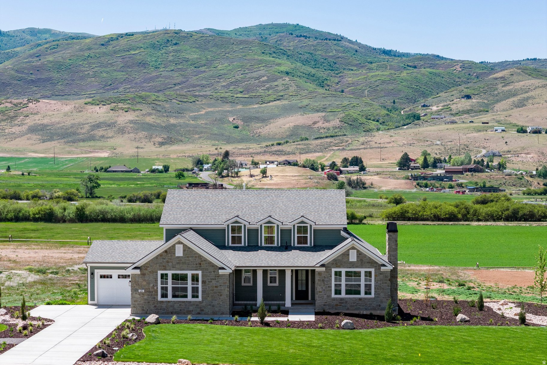 COUNTRYSIDE ESTATES - Residential