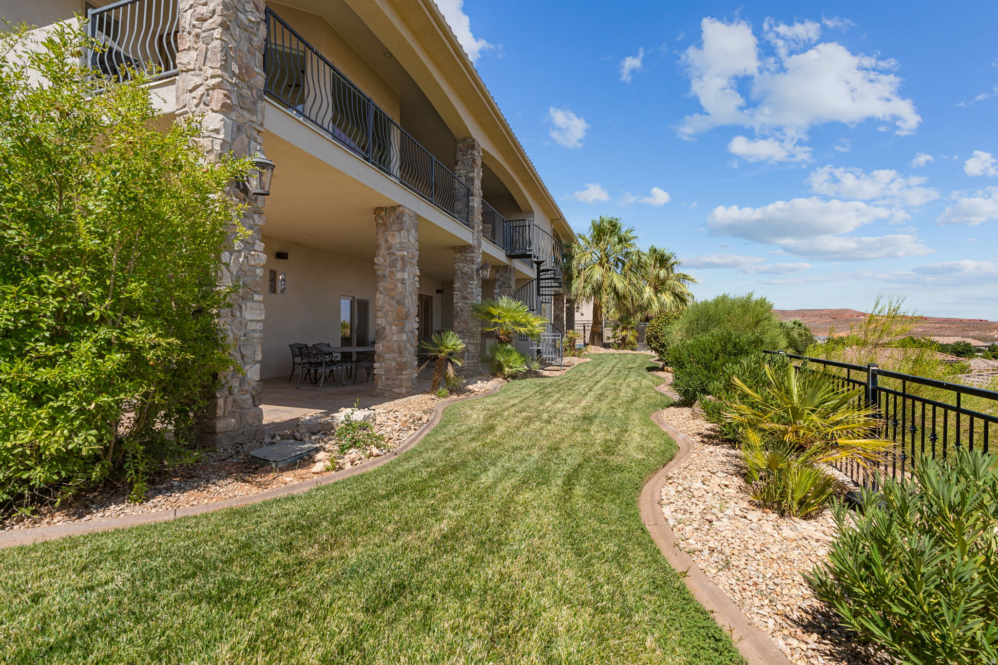 NORTHBRIDGE ESTATES - Residential