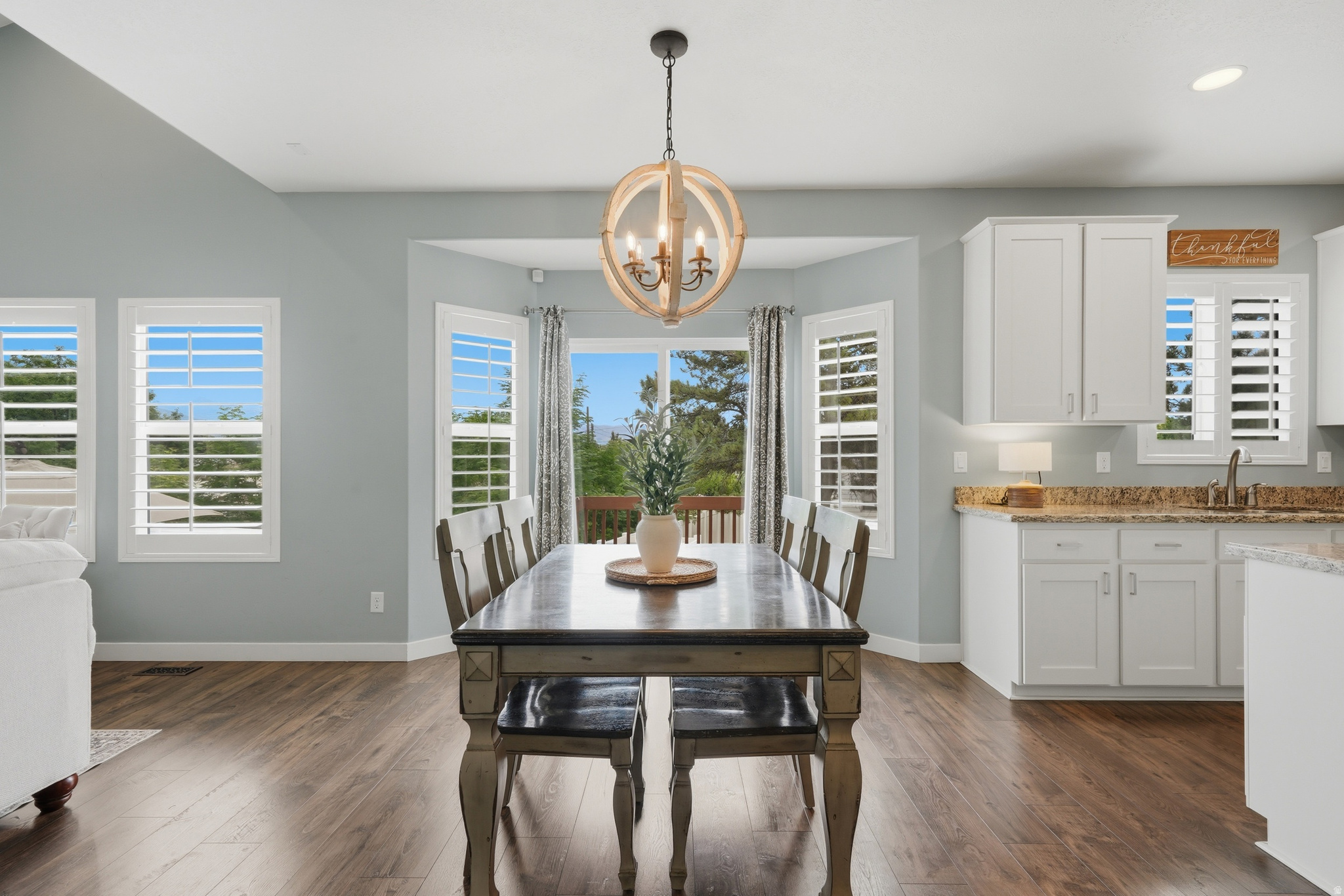 MEADOWS - Residential