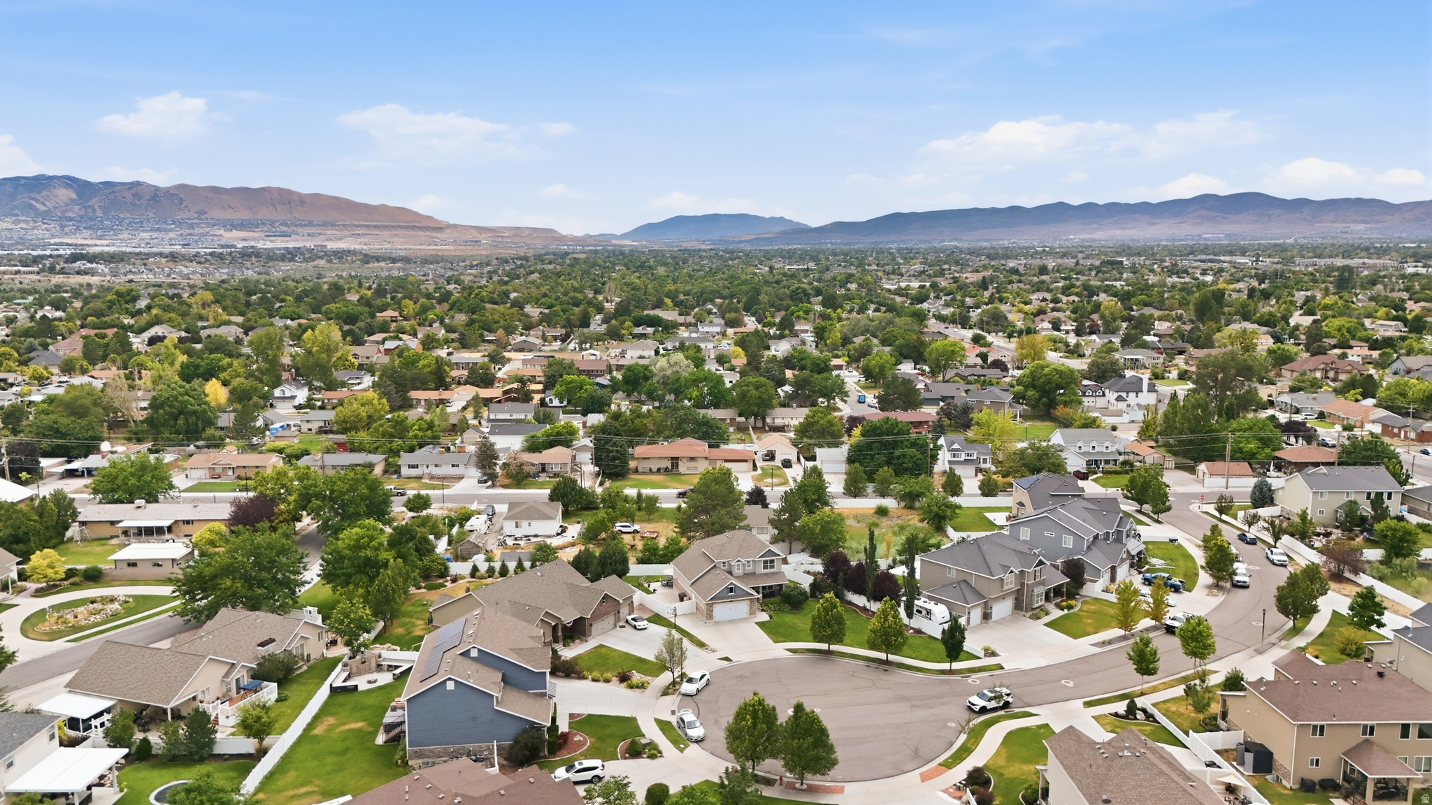 MEADOWS - Residential