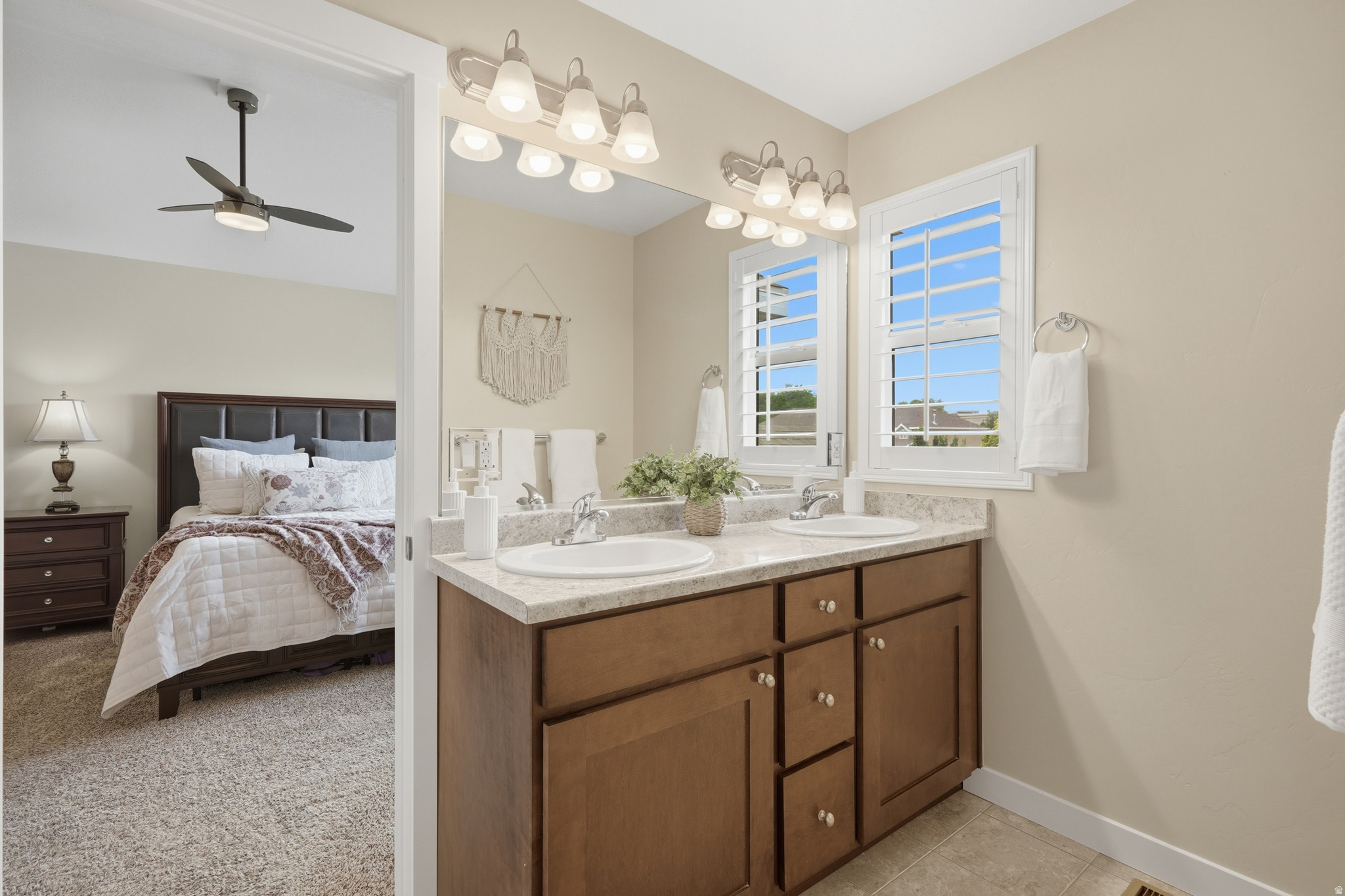 MEADOWS - Residential