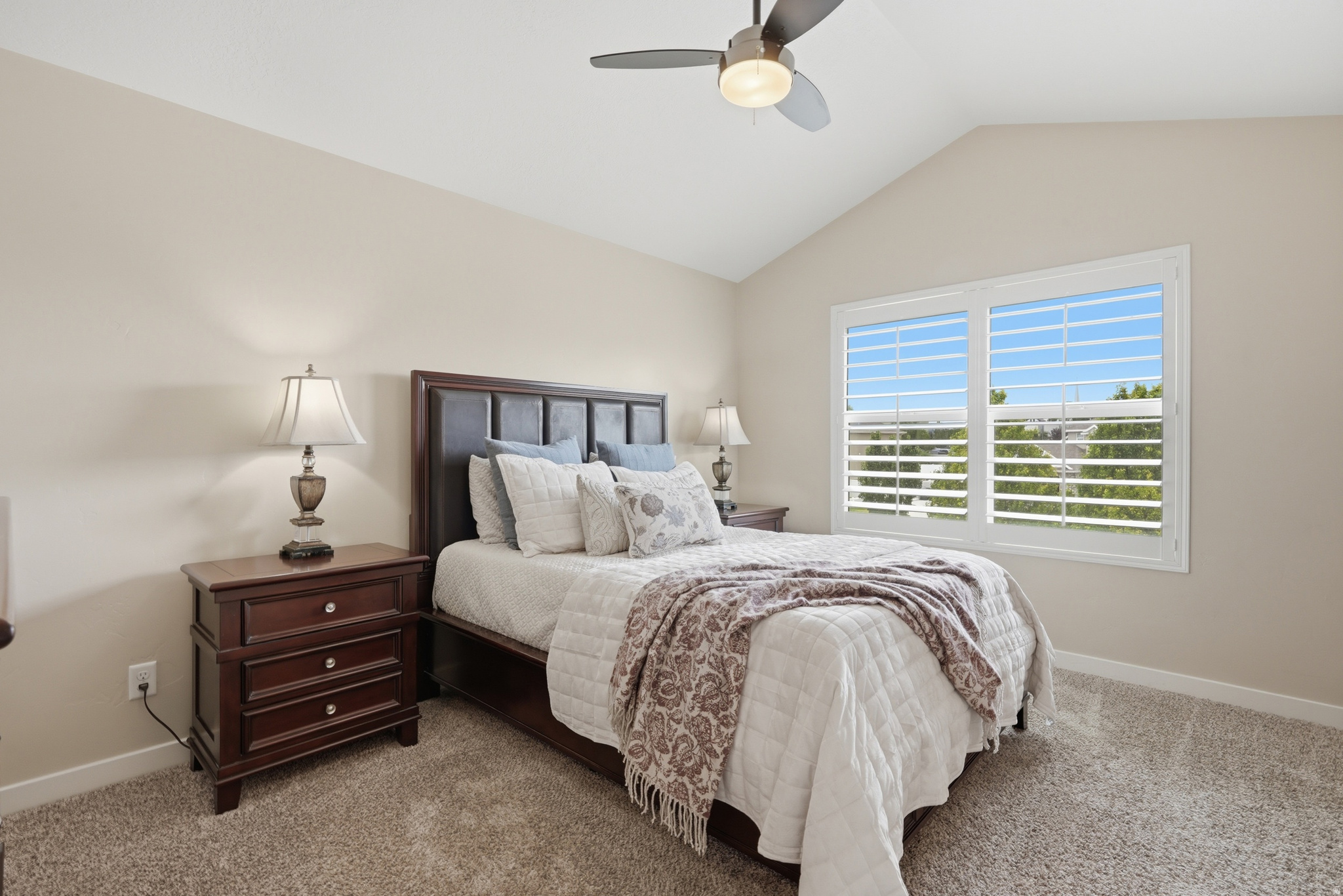 MEADOWS - Residential