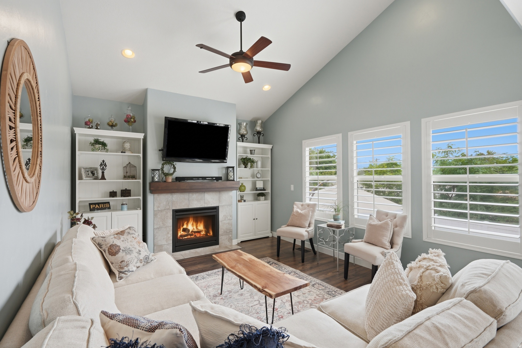 MEADOWS - Residential