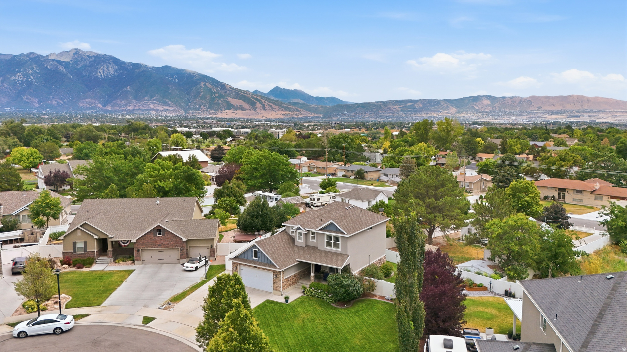 MEADOWS - Residential