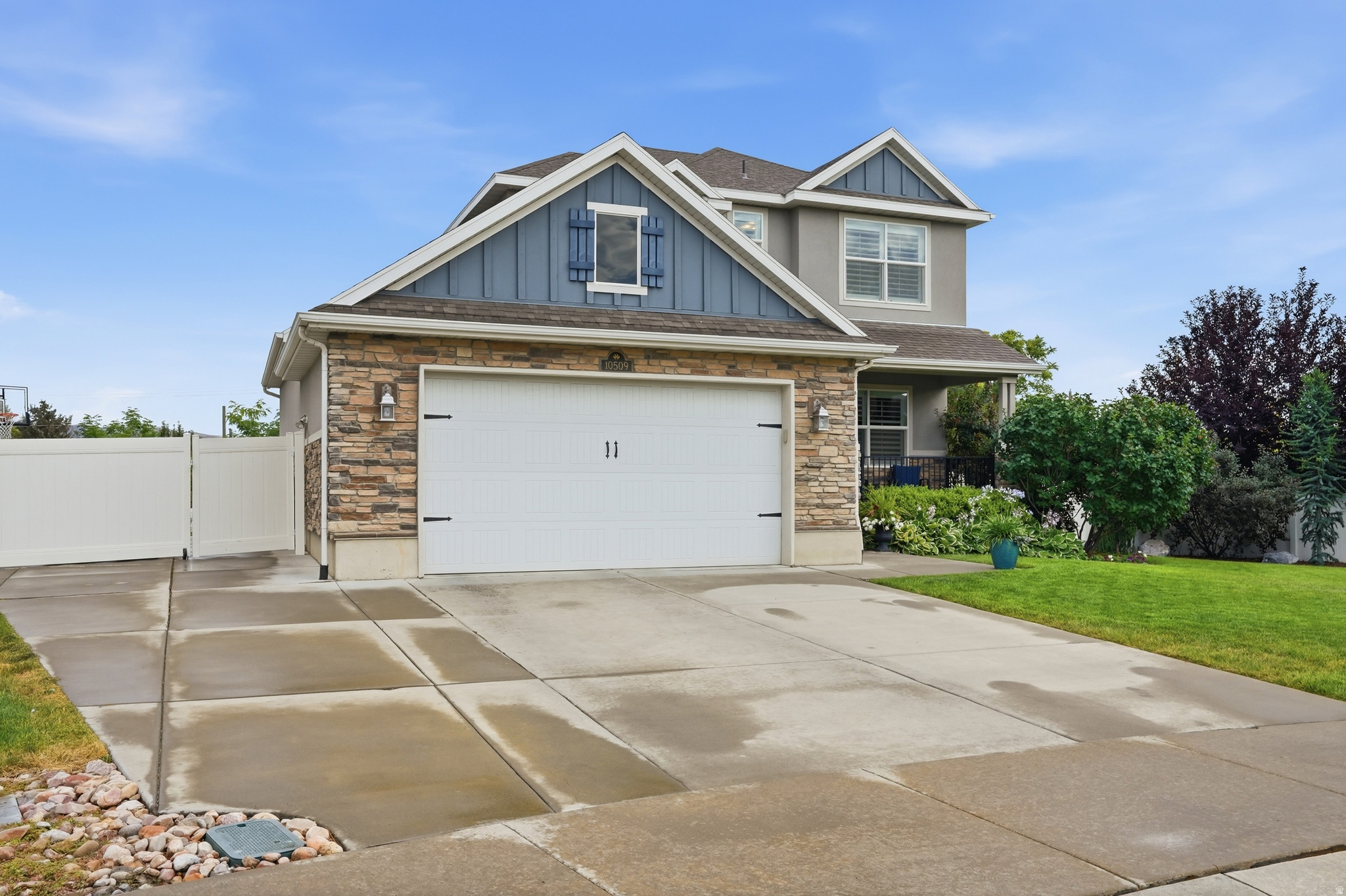 MEADOWS - Residential