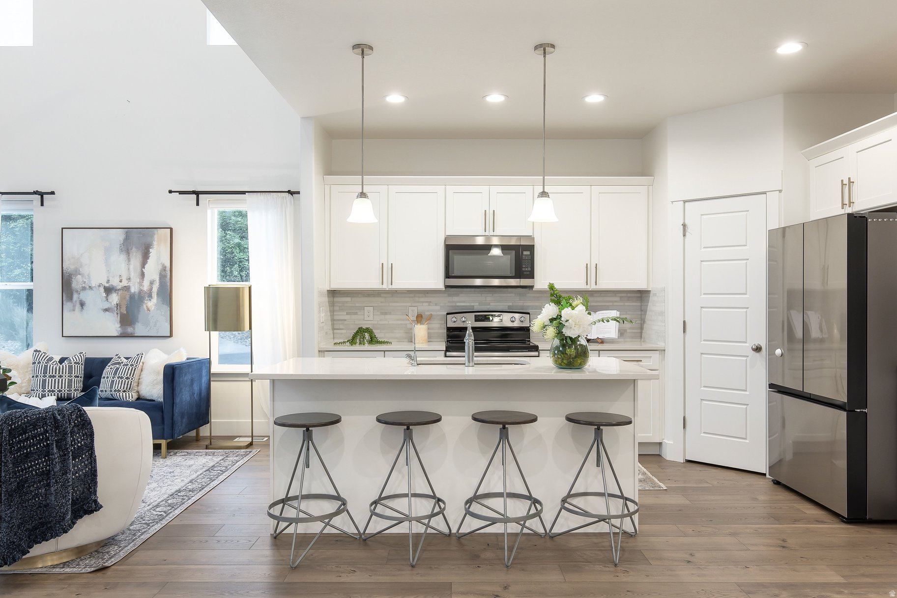 MOUNTAIN RIDGE - Residential