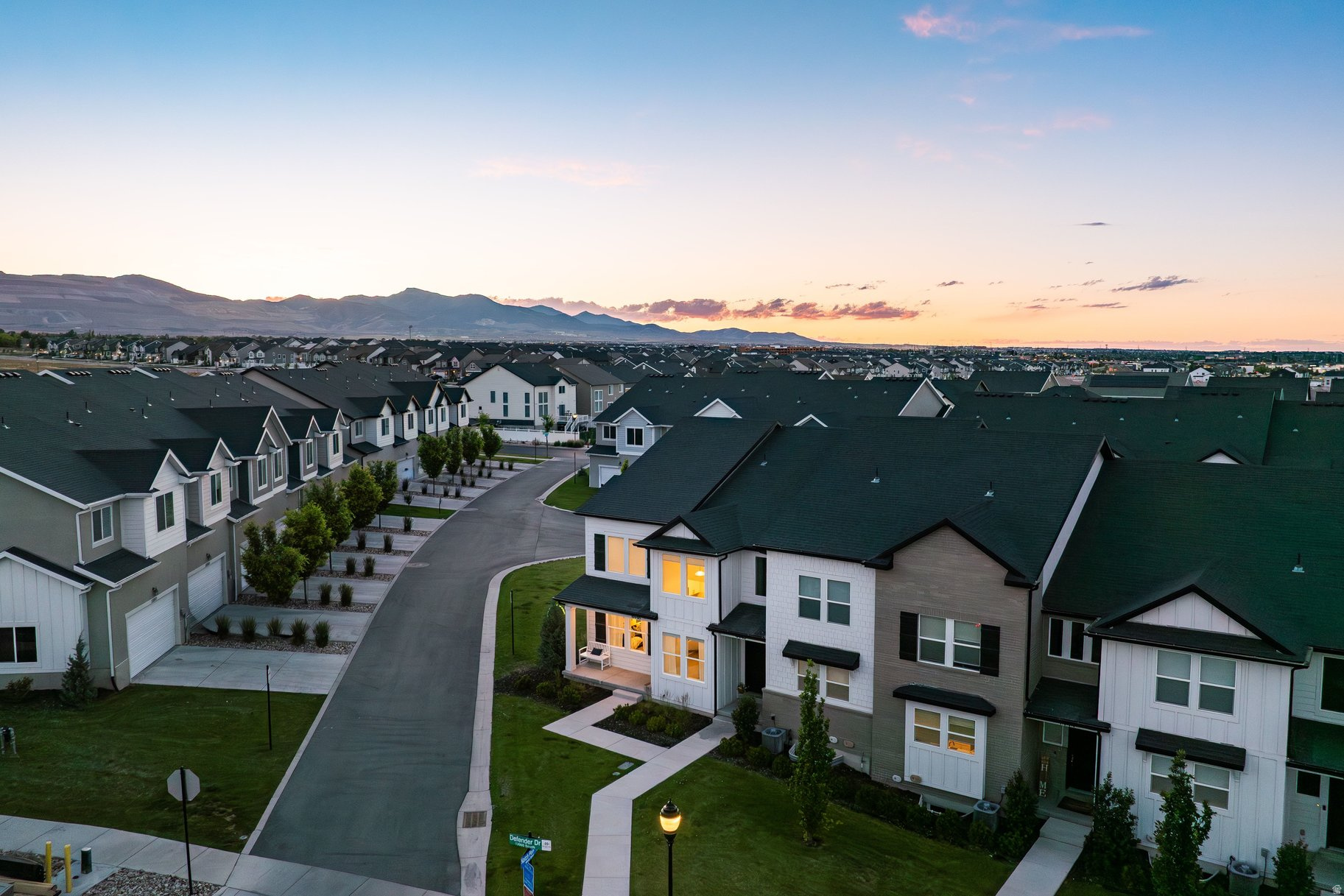 MOUNTAIN RIDGE - Residential
