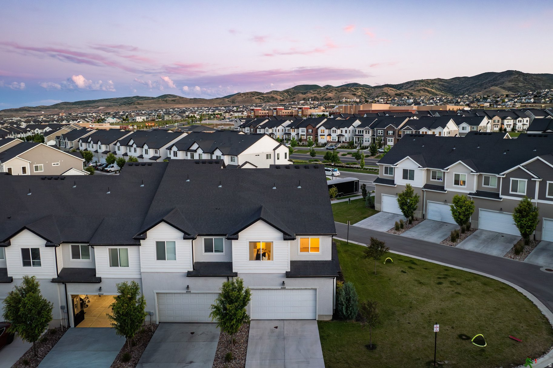 MOUNTAIN RIDGE - Residential