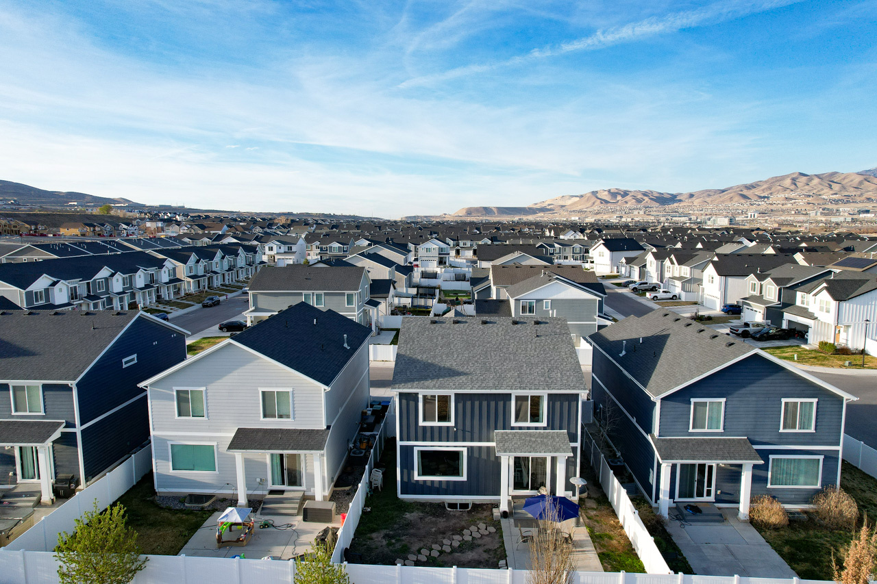 COLD SPRING RANCH - Residential