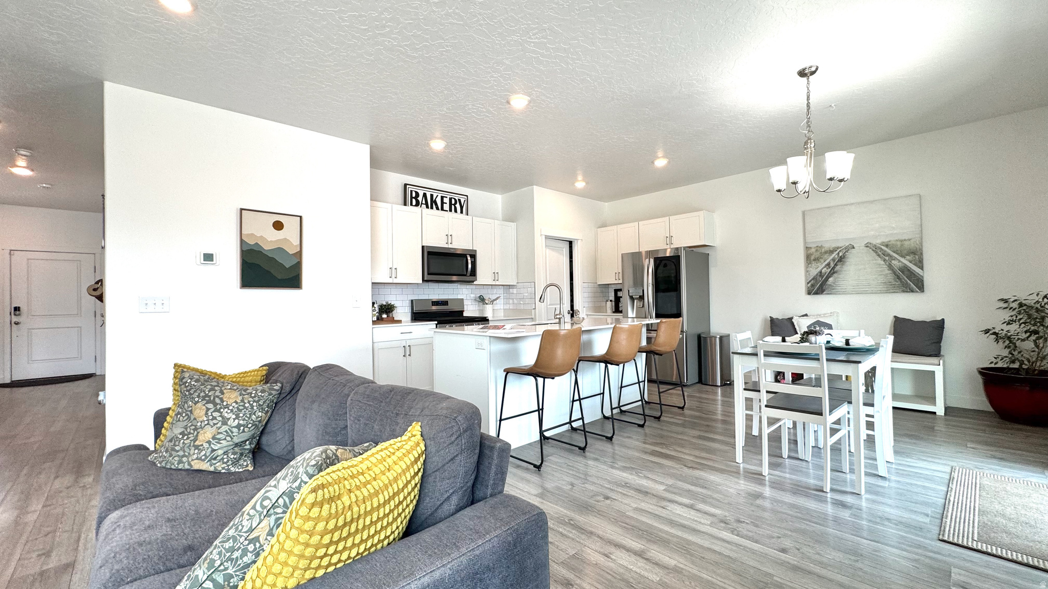 COLD SPRING RANCH - Residential