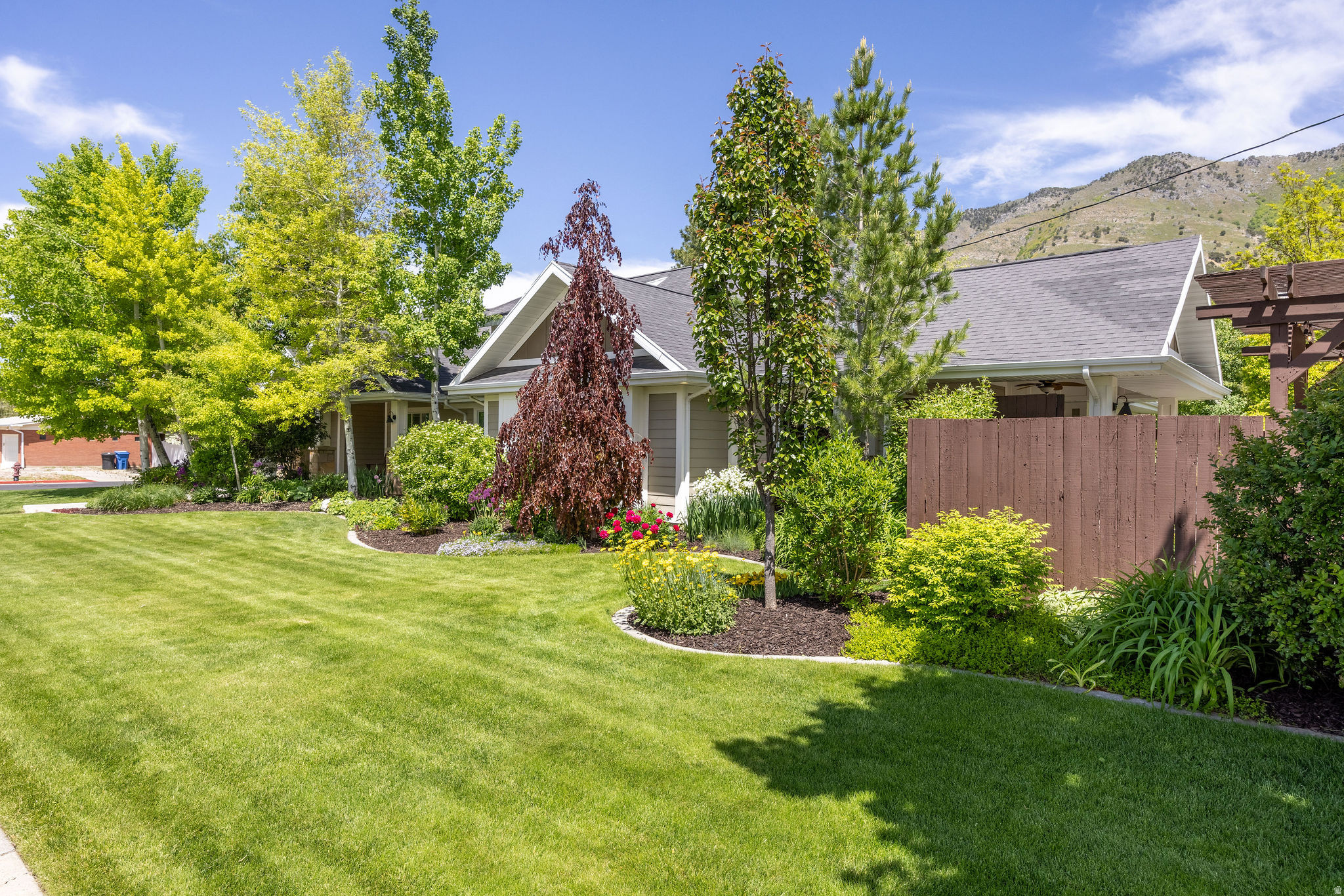 UNIVERSITY HEIGHTS - Residential
