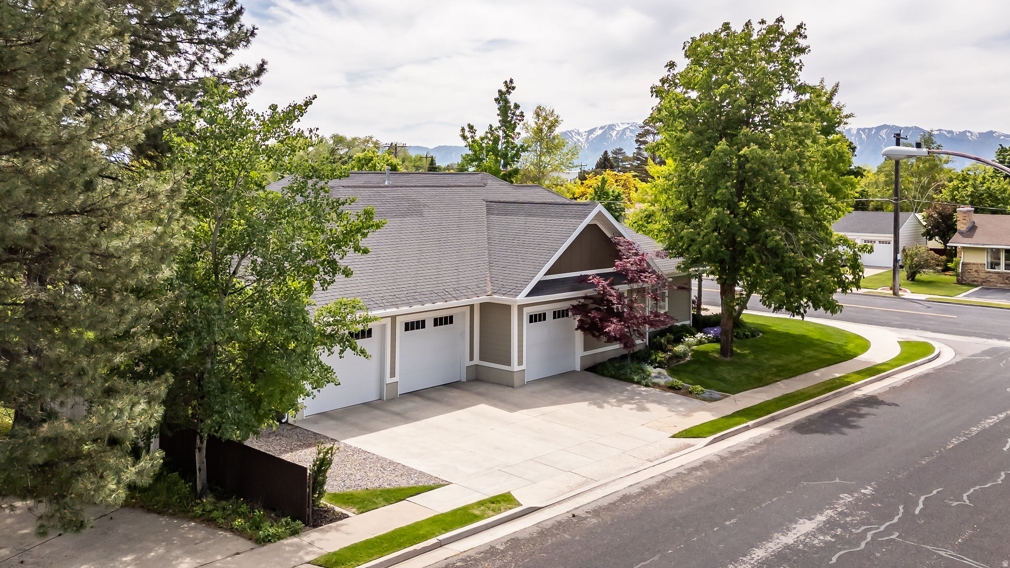 UNIVERSITY HEIGHTS - Residential