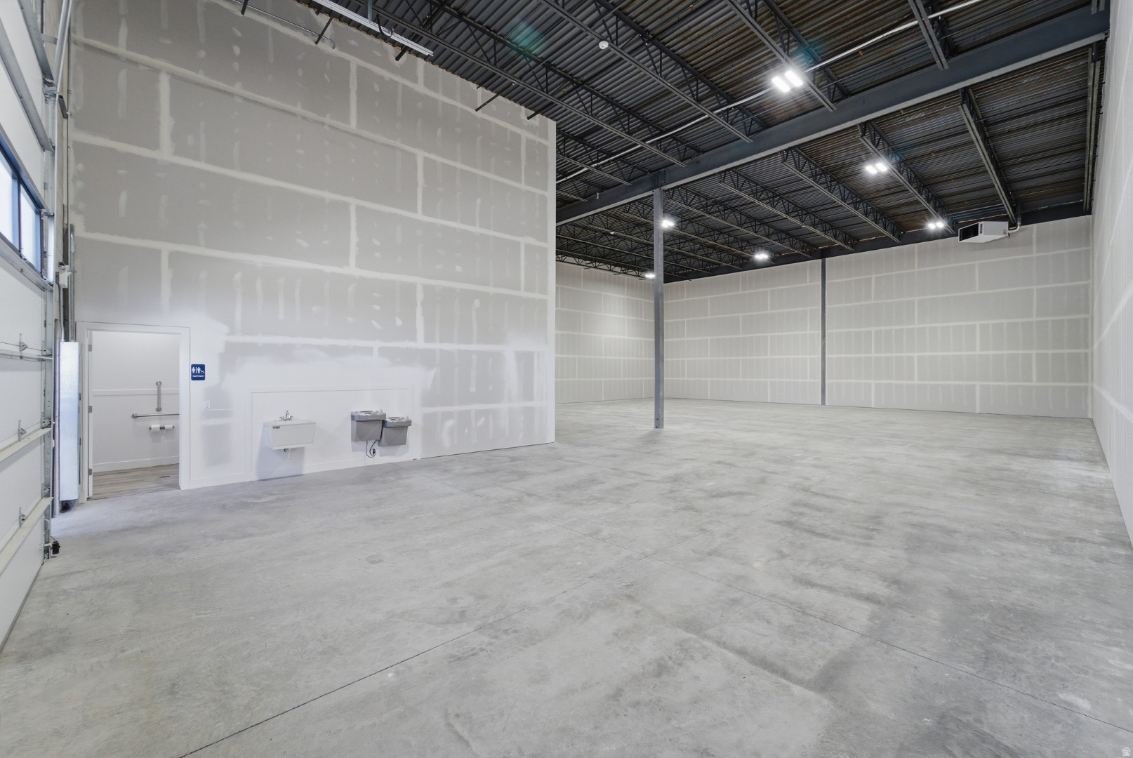 PAYSON BUSINESS PARK - Commercial Lease