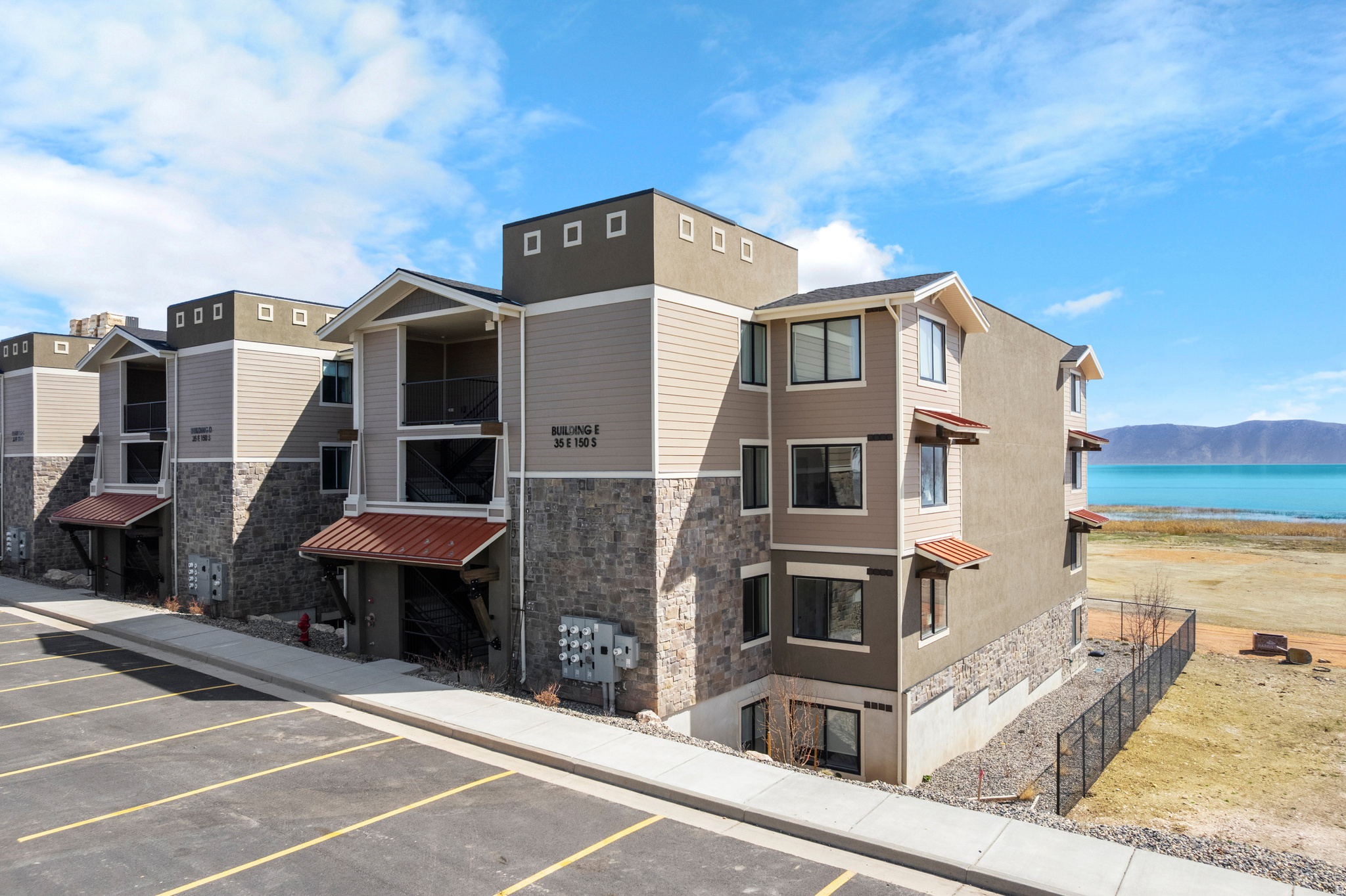 LAKE RESIDENCES AT BEAR LAKE PH 8 - Residential