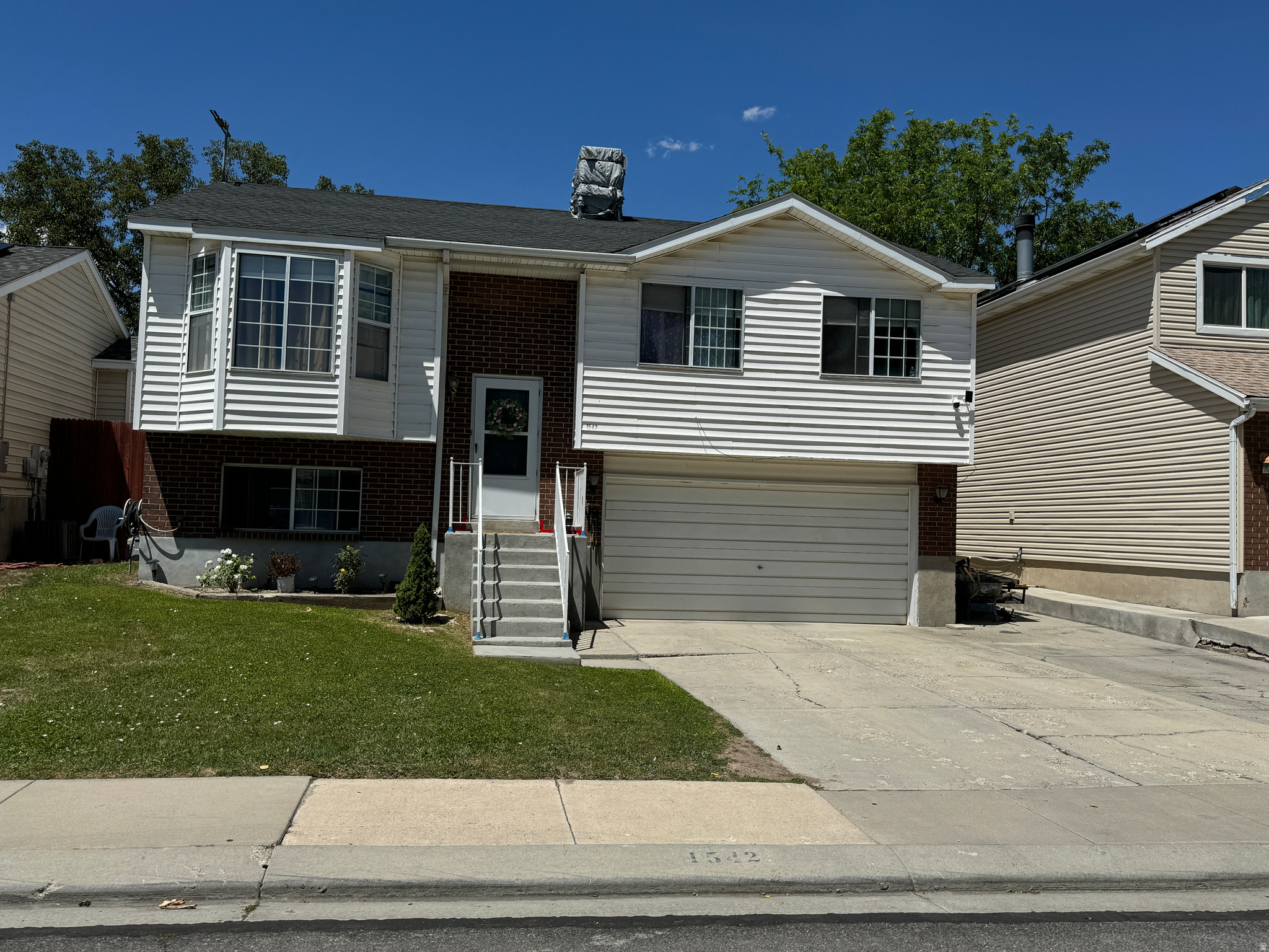 CRYSTAL RIDGE - Residential