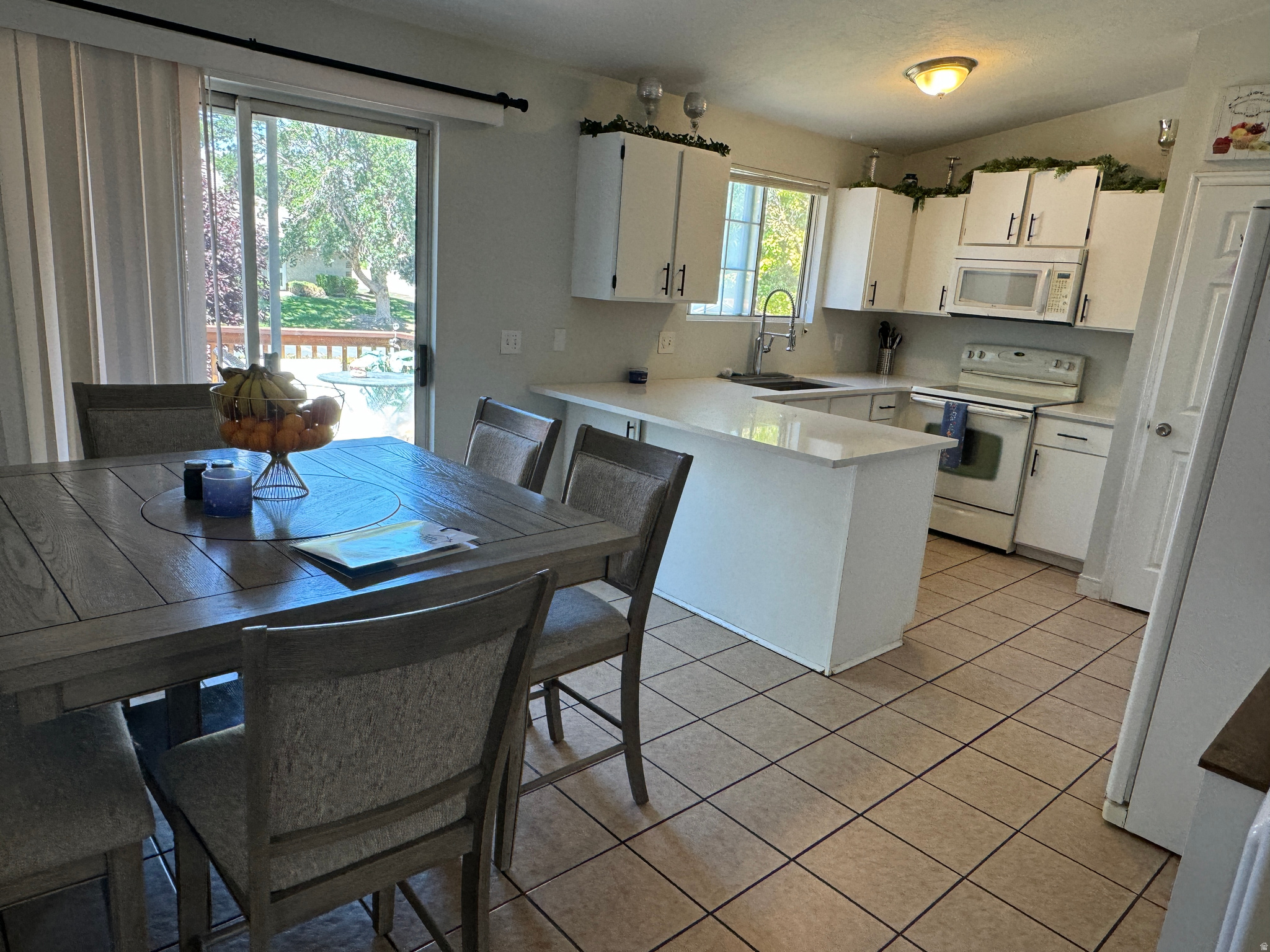 CRYSTAL RIDGE - Residential