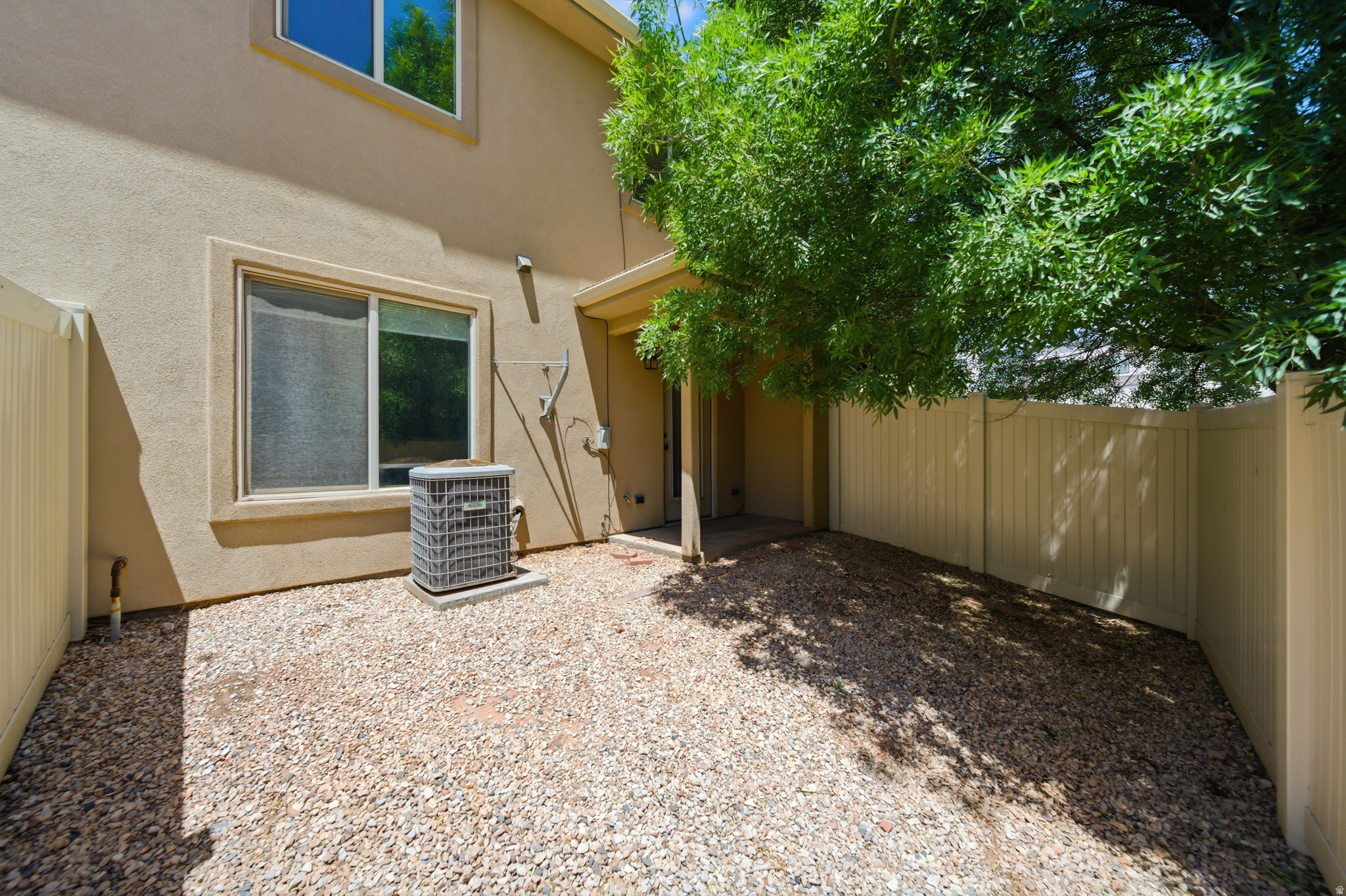 BLUFF VIEW TOWNHOMES - Residential