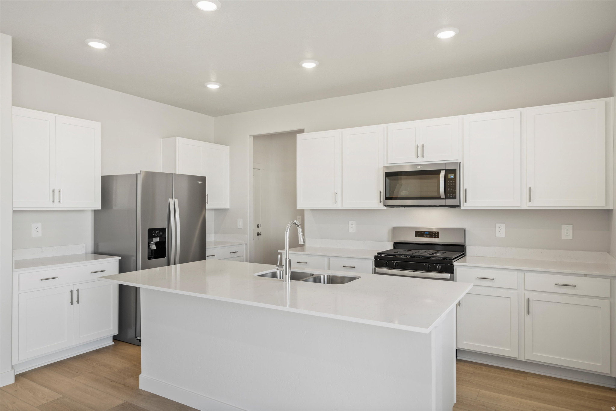 STRATTON ACRES - Residential