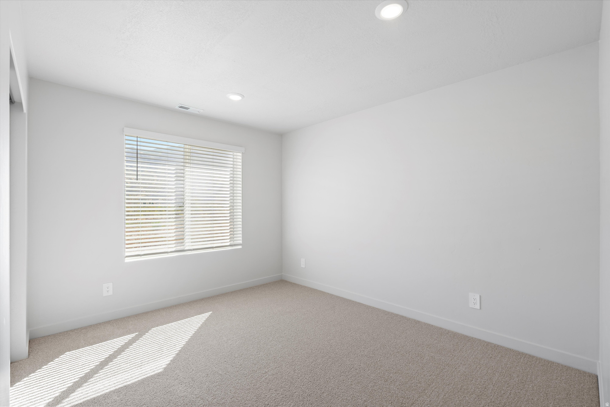 STRATTON ACRES - Residential