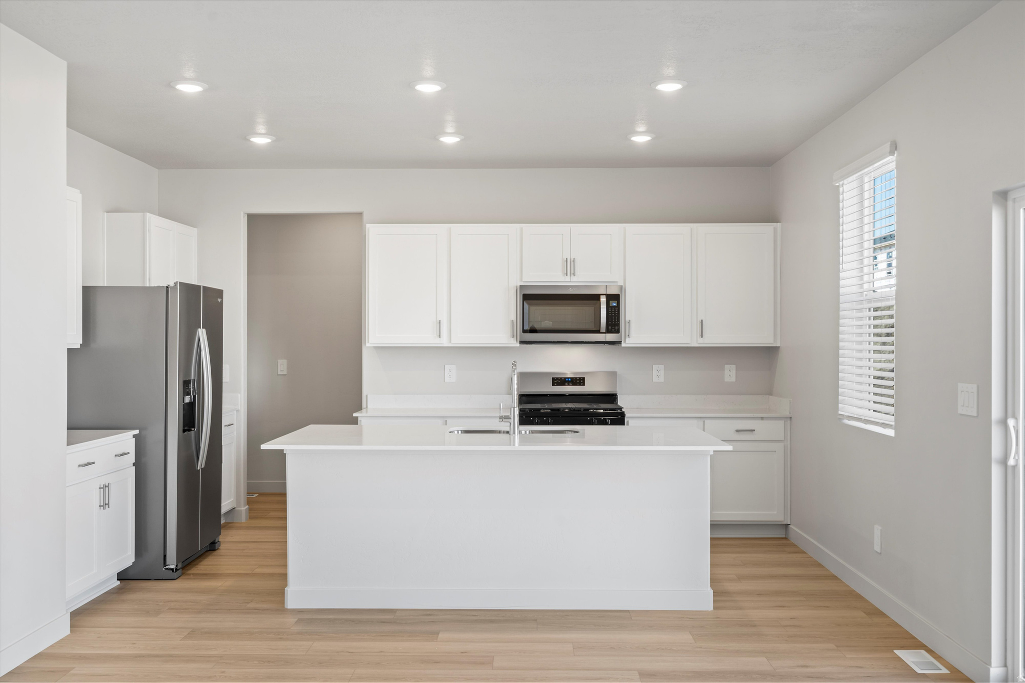 STRATTON ACRES - Residential