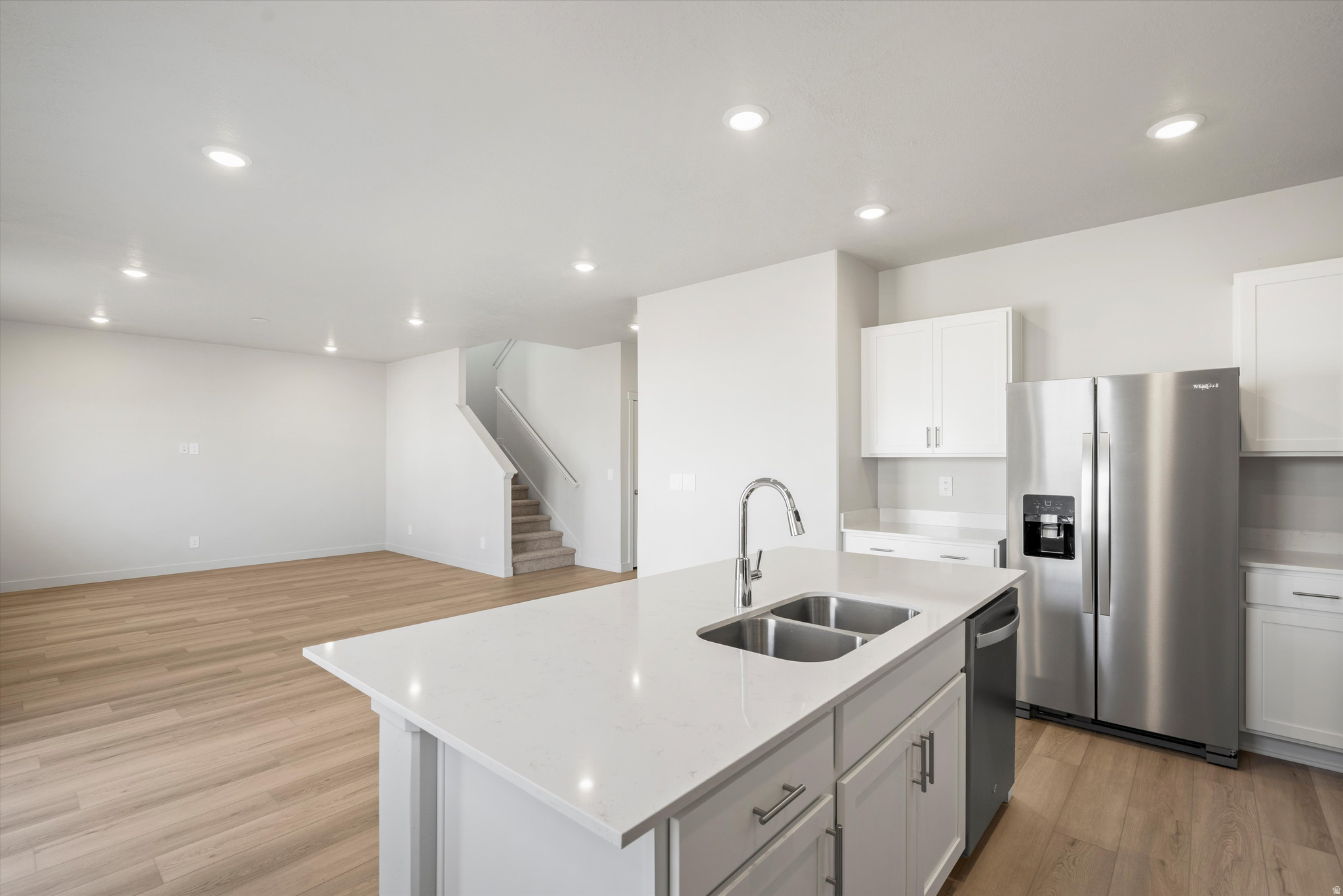 STRATTON ACRES - Residential