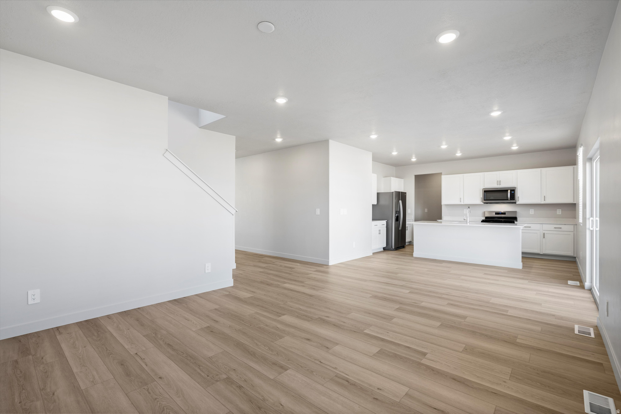 STRATTON ACRES - Residential