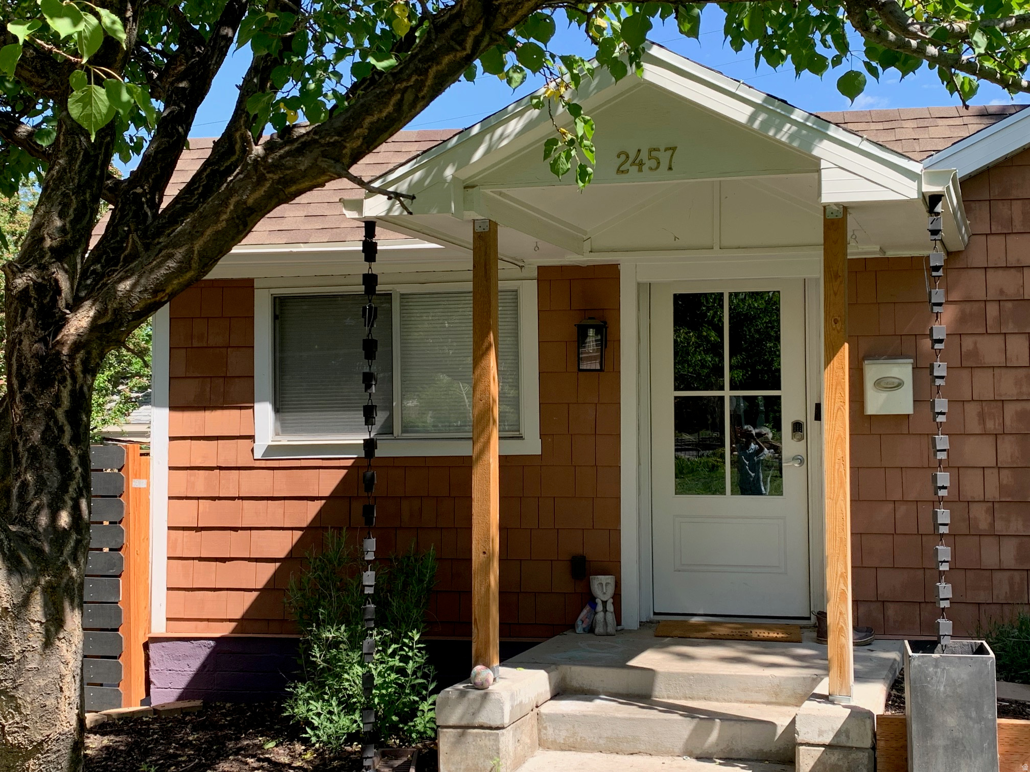 LAURELHURST - Residential
