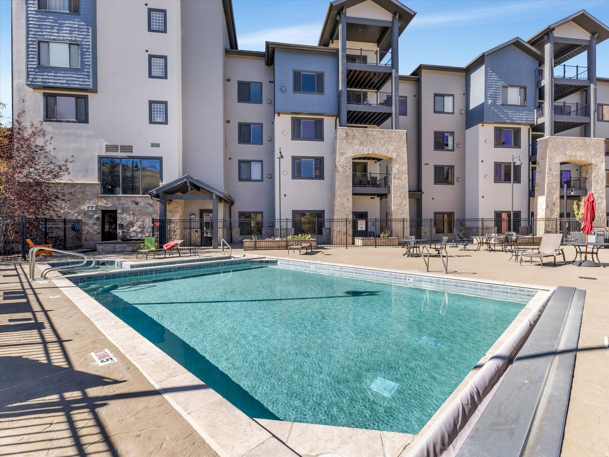 SILVERADO LODGE - Residential Lease