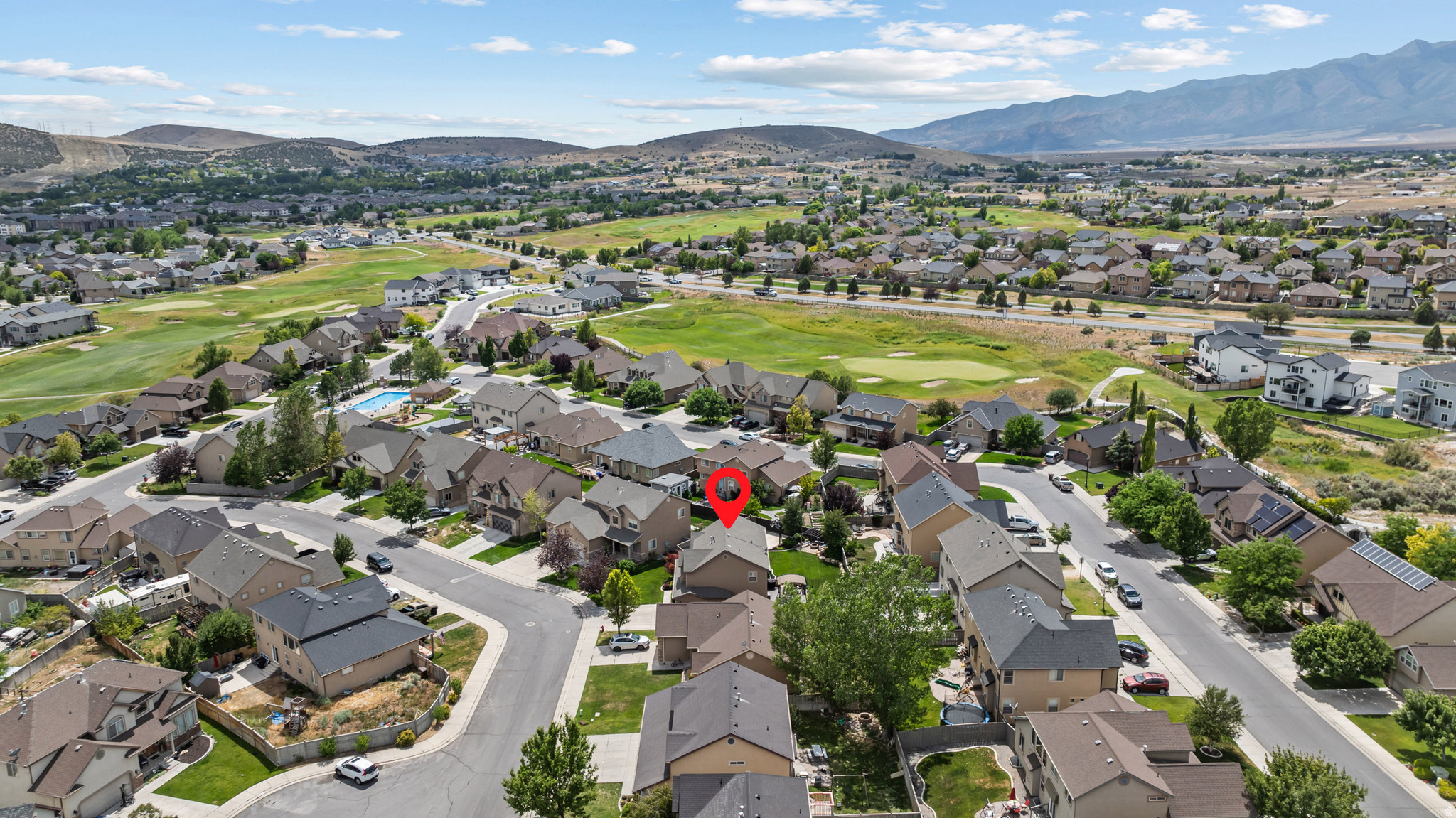 HIGHLANDS ON THE GREEN - Residential